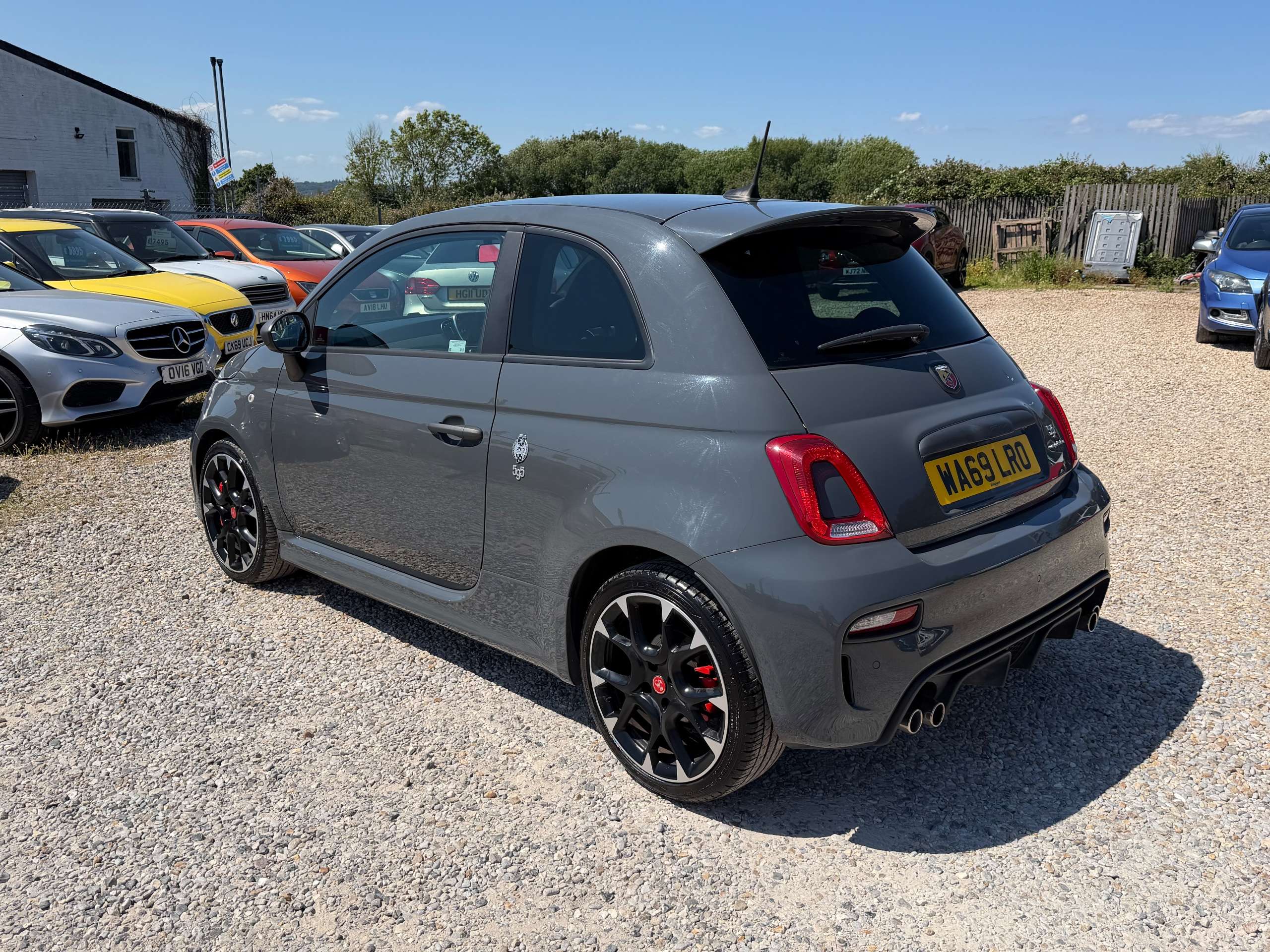 2019 ABARTH 595 2019 ABARTH 595