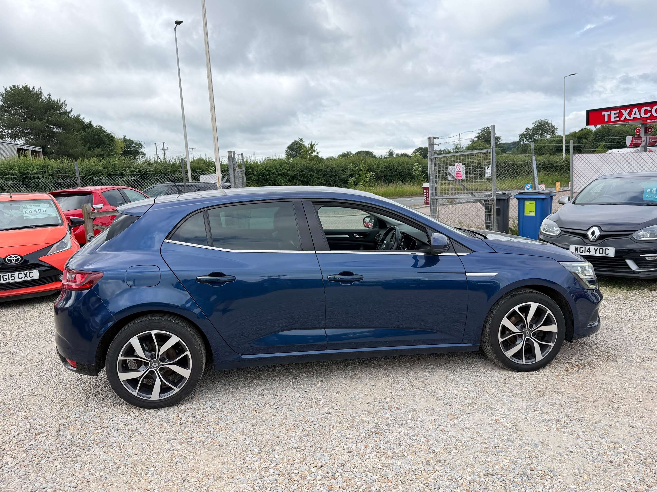 2016 RENAULT MEGANE 2016 RENAULT MEGANE