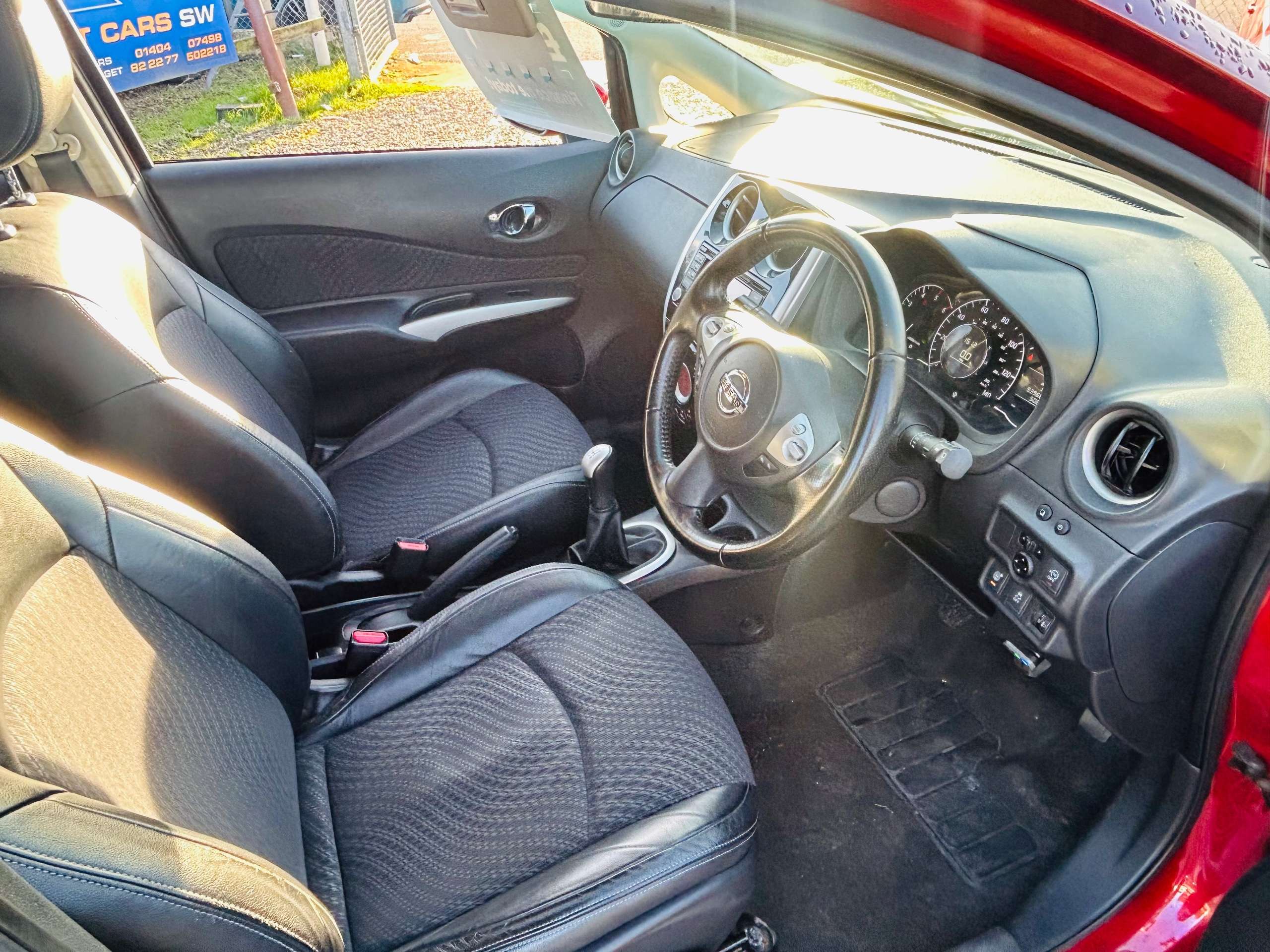 A 2014 NISSAN NOTE 1.5 dCi Tekna Hatchback 5dr Diesel Manual Euro 5 (s/s) (90 ps) A 2014 NISSAN NOTE 1.5 dCi Tekna Hatchback 5dr Diesel Manual Euro 5 (s/s) (90 ps)