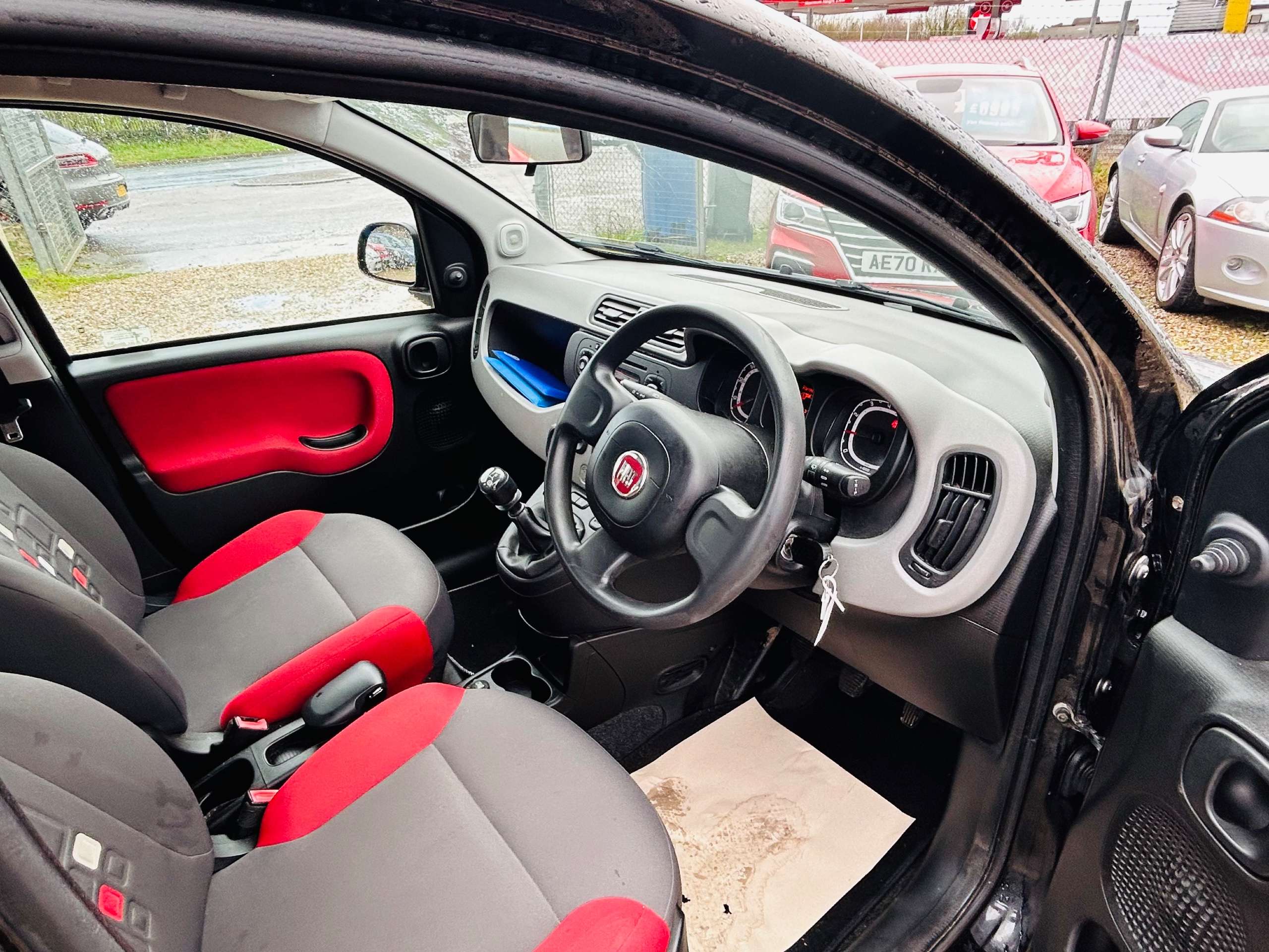 A 2014 FIAT PANDA 1.2 Easy Hatchback 5dr Petrol Manual Euro 6 (69 bhp) A 2014 FIAT PANDA 1.2 Easy Hatchback 5dr Petrol Manual Euro 6 (69 bhp)