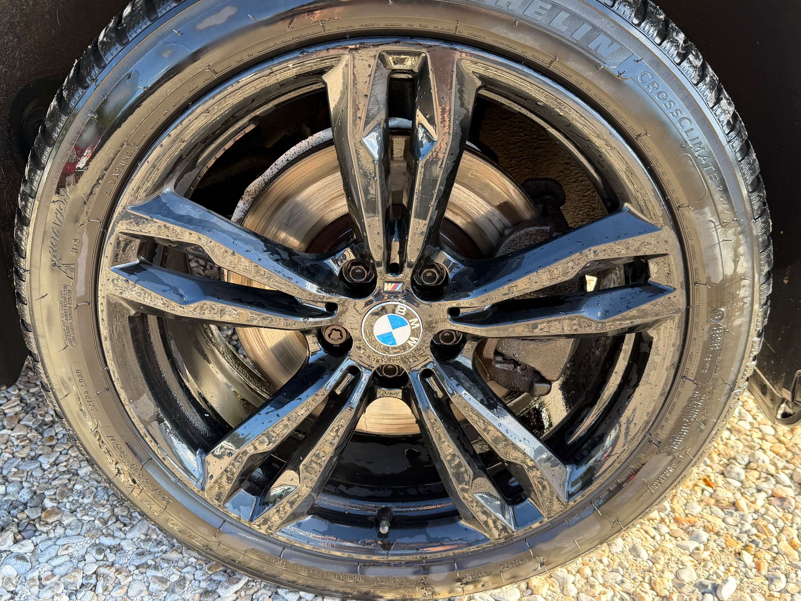 A 2017 BMW X1 2.0 20d M Sport SUV 5dr Diesel Auto xDrive Euro 6 (s/s) (190 ps) A 2017 BMW X1 2.0 20d M Sport SUV 5dr Diesel Auto xDrive Euro 6 (s/s) (190 ps)