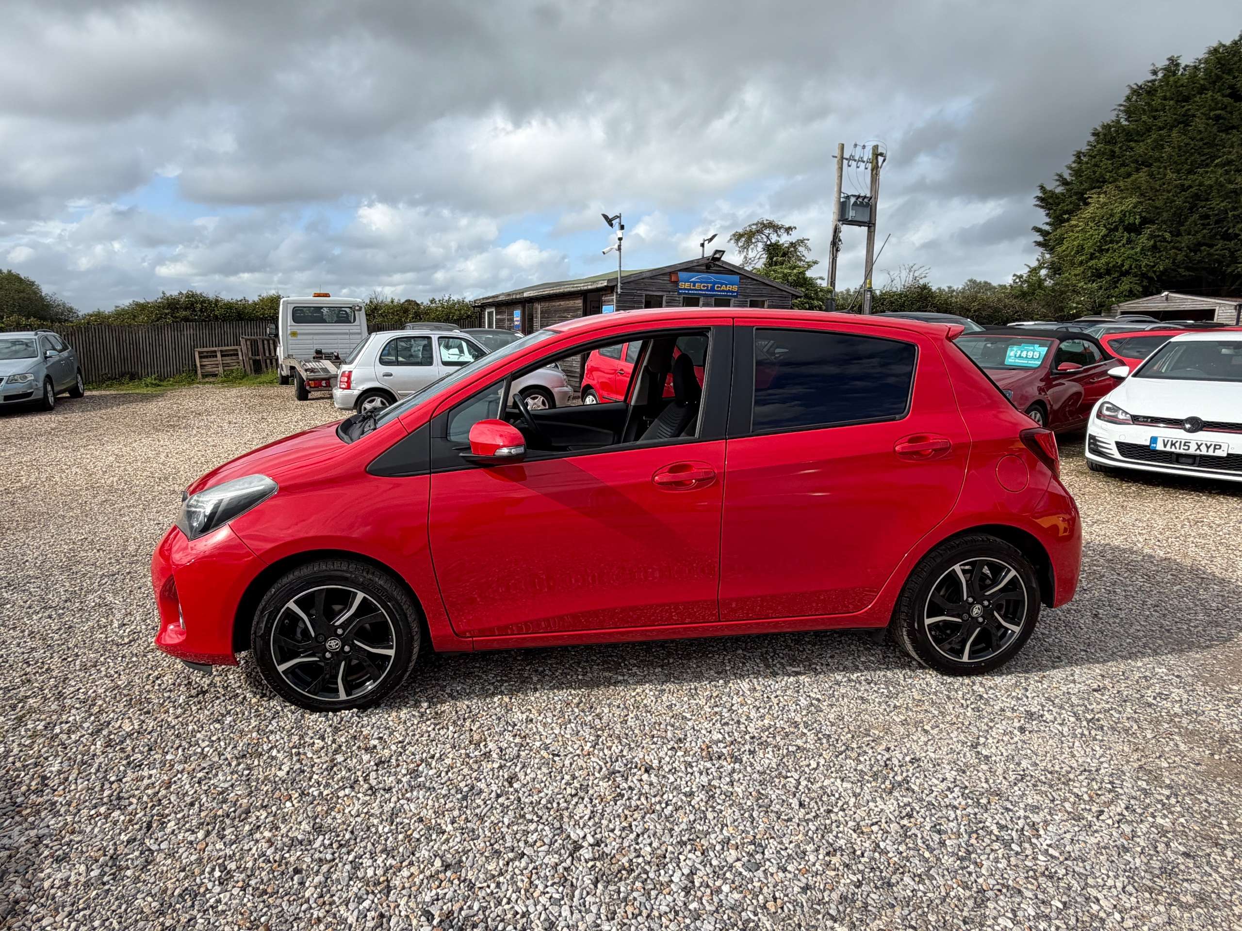 2015 TOYOTA YARIS 2015 TOYOTA YARIS