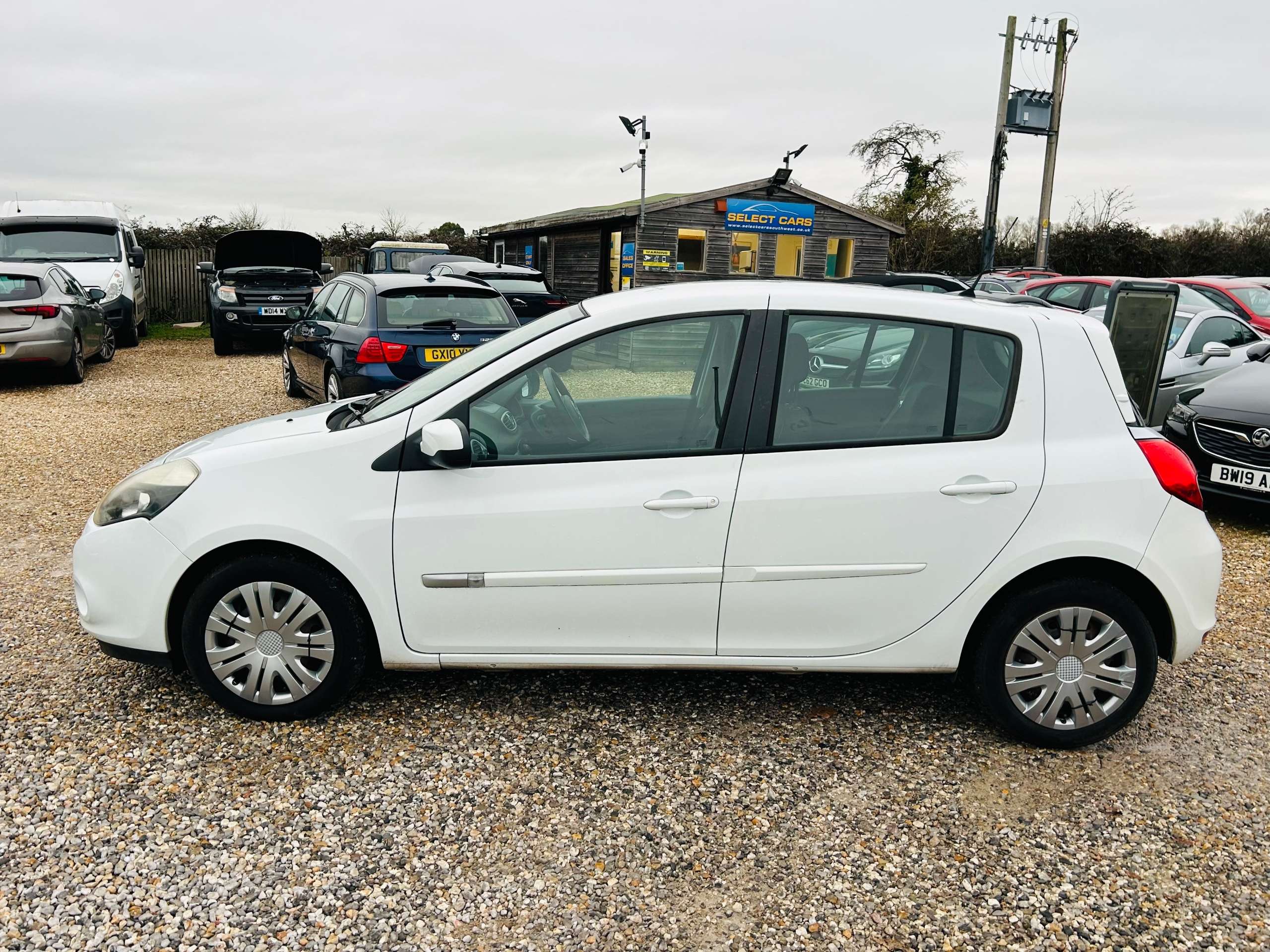 2012 RENAULT CLIO 2012 RENAULT CLIO