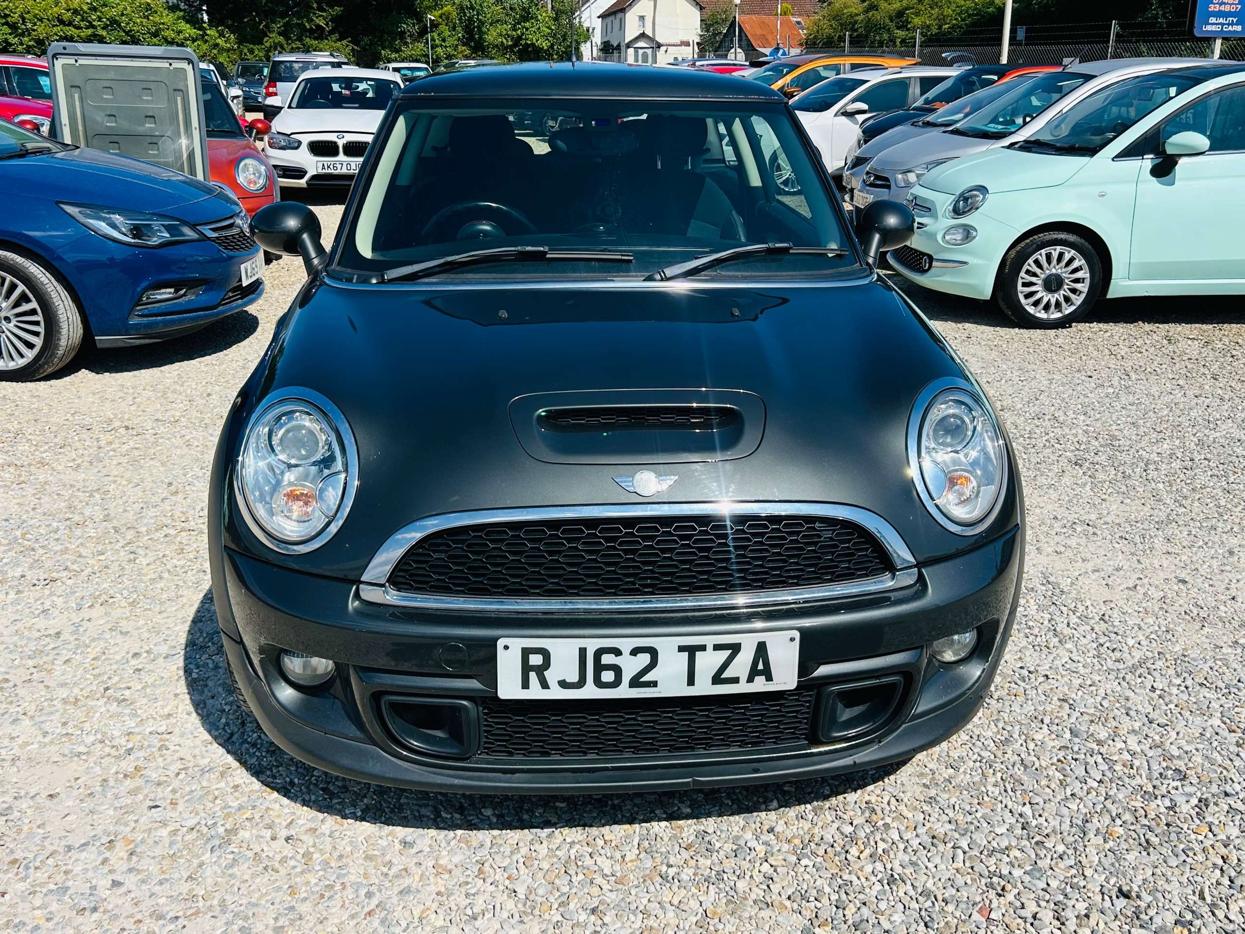 A 2012 MINI HATCH 2.0 Cooper SD Hatchback 3dr Diesel Manual Euro 5 (s/s) (143 ps) A 2012 MINI HATCH 2.0 Cooper SD Hatchback 3dr Diesel Manual Euro 5 (s/s) (143 ps)