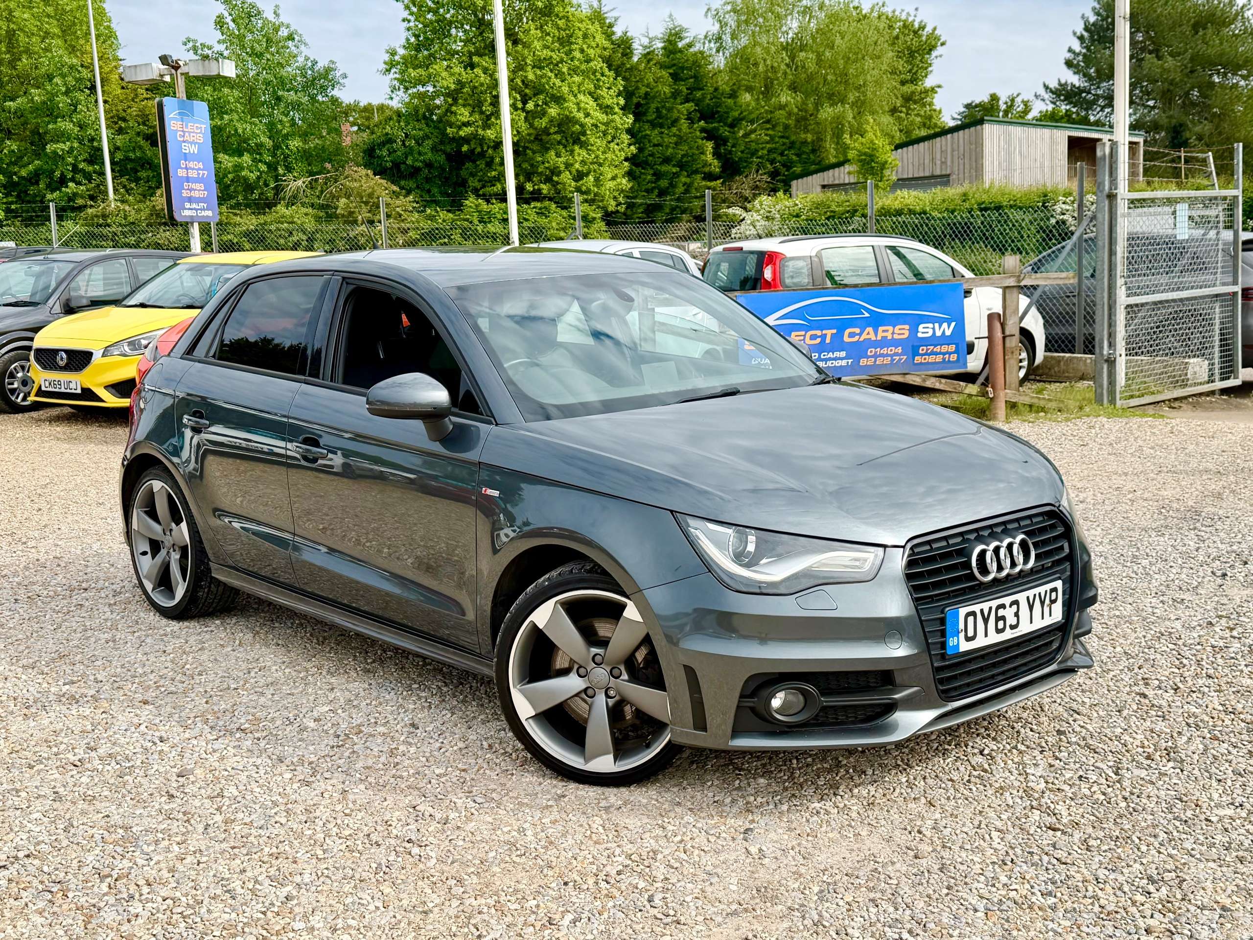 A 2013 AUDI A1 2.0 TDI Black Edition Sportback 5dr Diesel Manual Euro 5 (s/s) (143 ps) A 2013 AUDI A1 2.0 TDI Black Edition Sportback 5dr Diesel Manual Euro 5 (s/s) (143 ps)