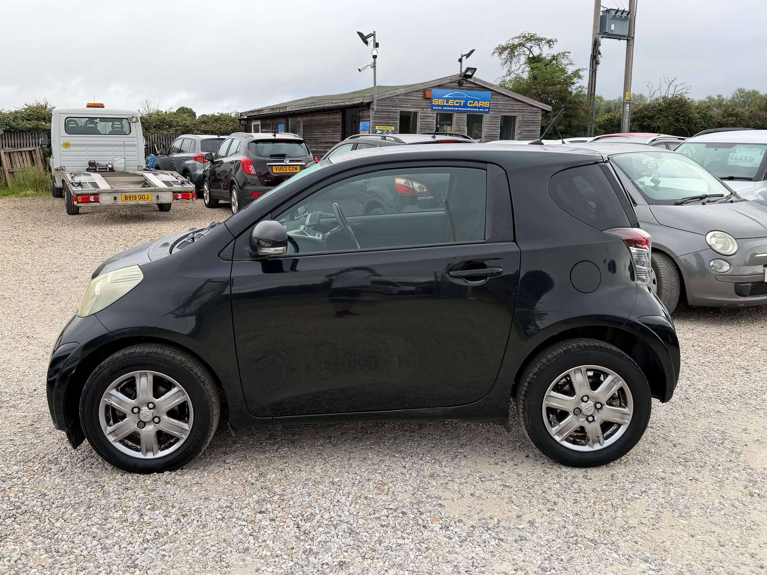 2009 TOYOTA IQ 2009 TOYOTA IQ