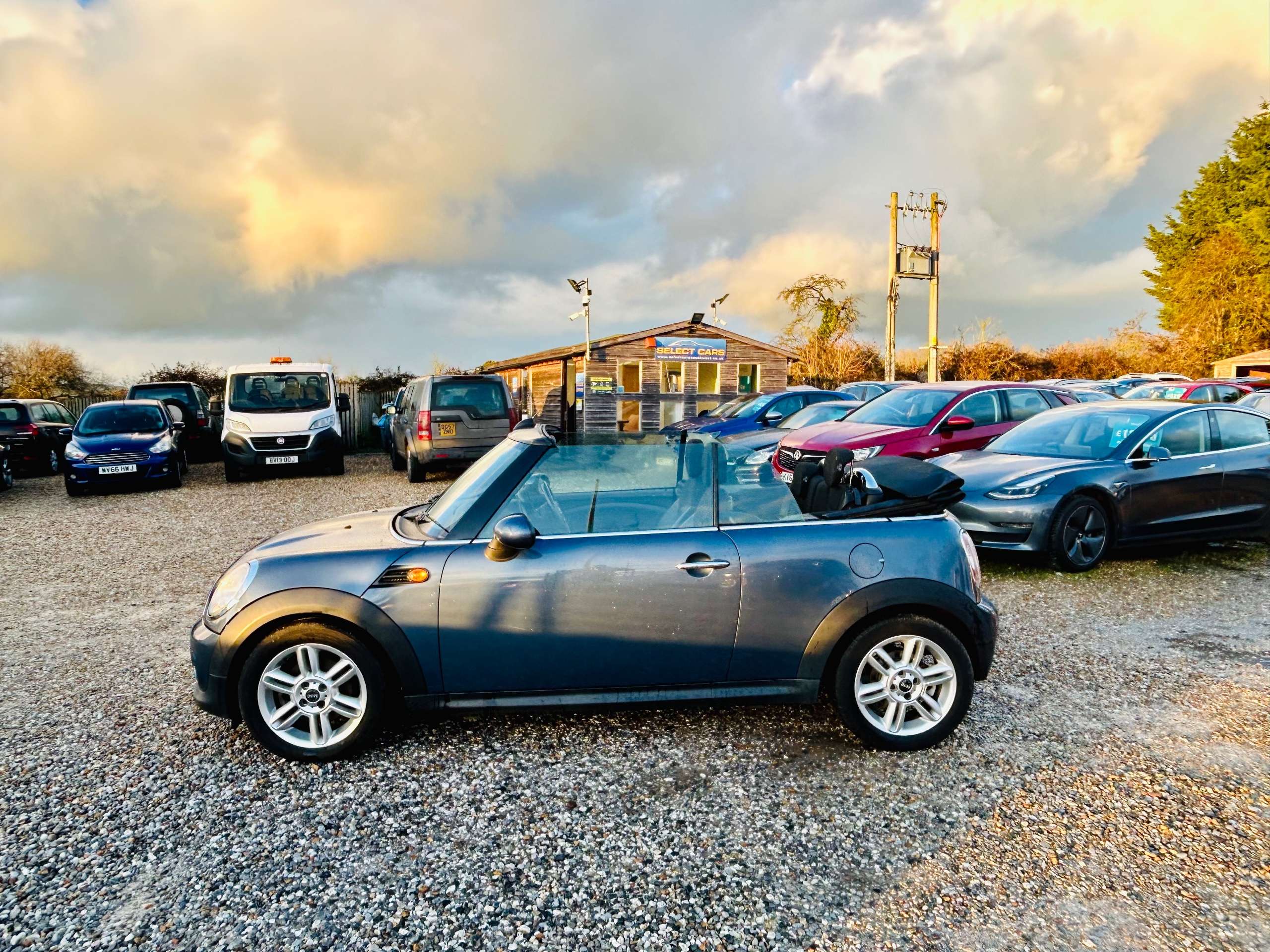 2010 MINI CONVERTIBLE 2010 MINI CONVERTIBLE