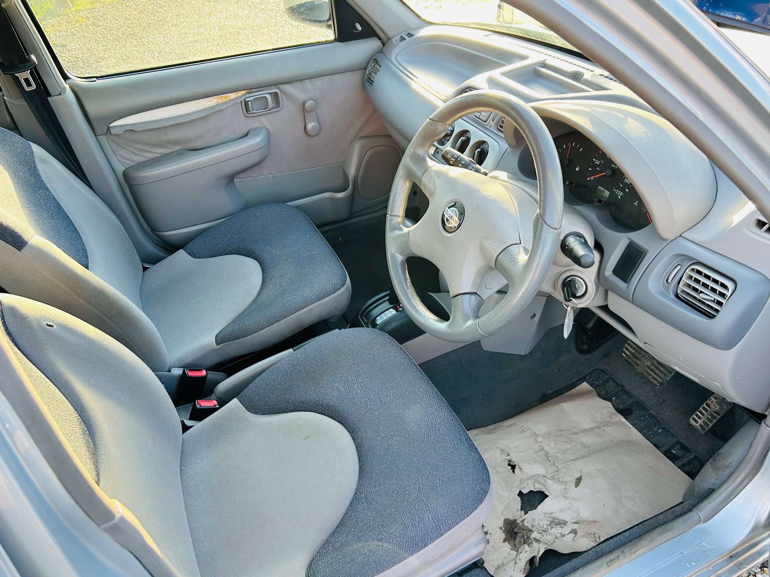 A 2002 NISSAN MICRA 1.0 16v S Hatchback 5dr Petrol CVT (149 g/km, 60 bhp) A 2002 NISSAN MICRA 1.0 16v S Hatchback 5dr Petrol CVT (149 g/km, 60 bhp)