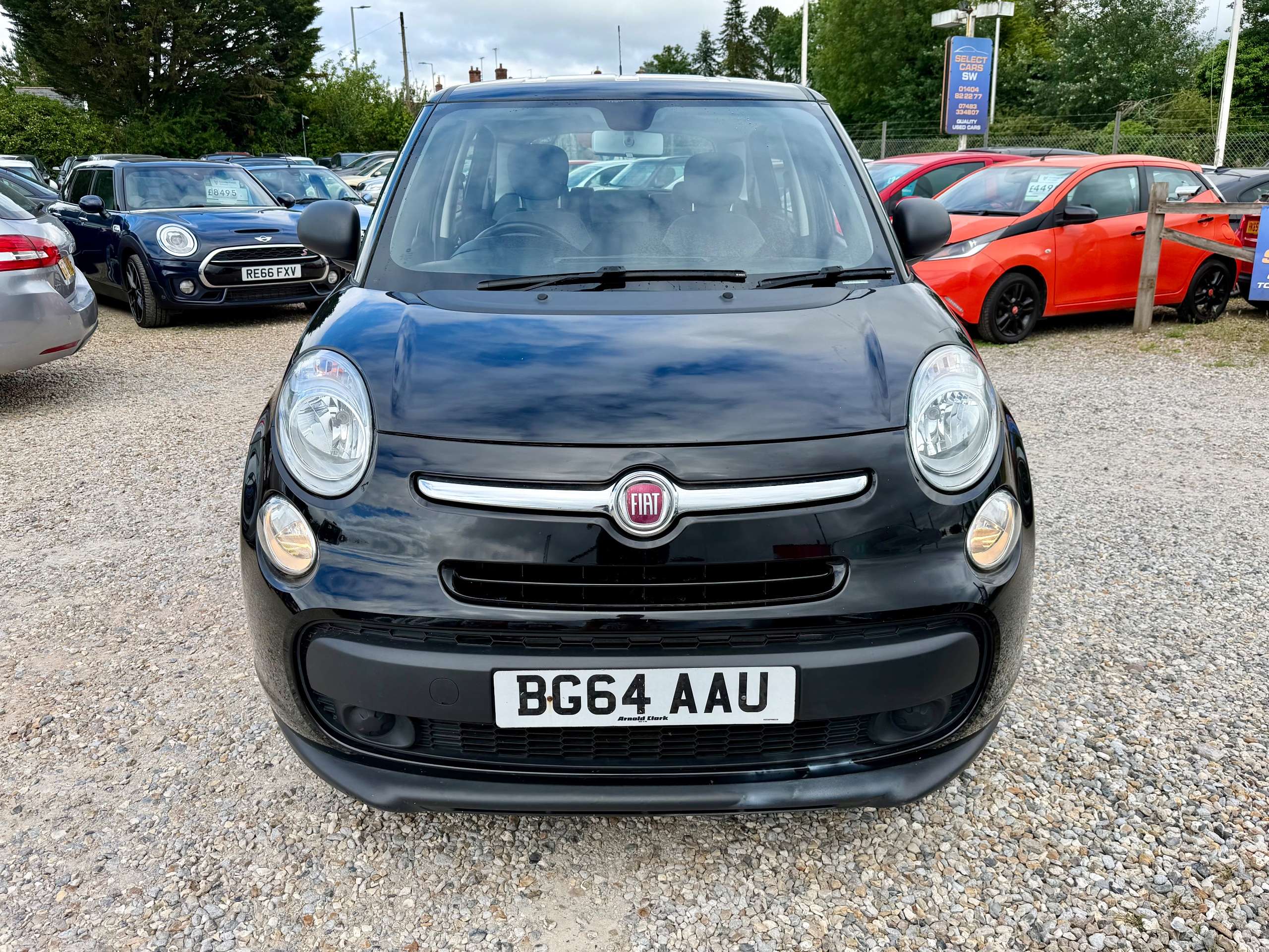 A 2014 FIAT 500L 1.4 Pop MPV 5dr Petrol Manual Euro 6 (95 bhp) A 2014 FIAT 500L 1.4 Pop MPV 5dr Petrol Manual Euro 6 (95 bhp)