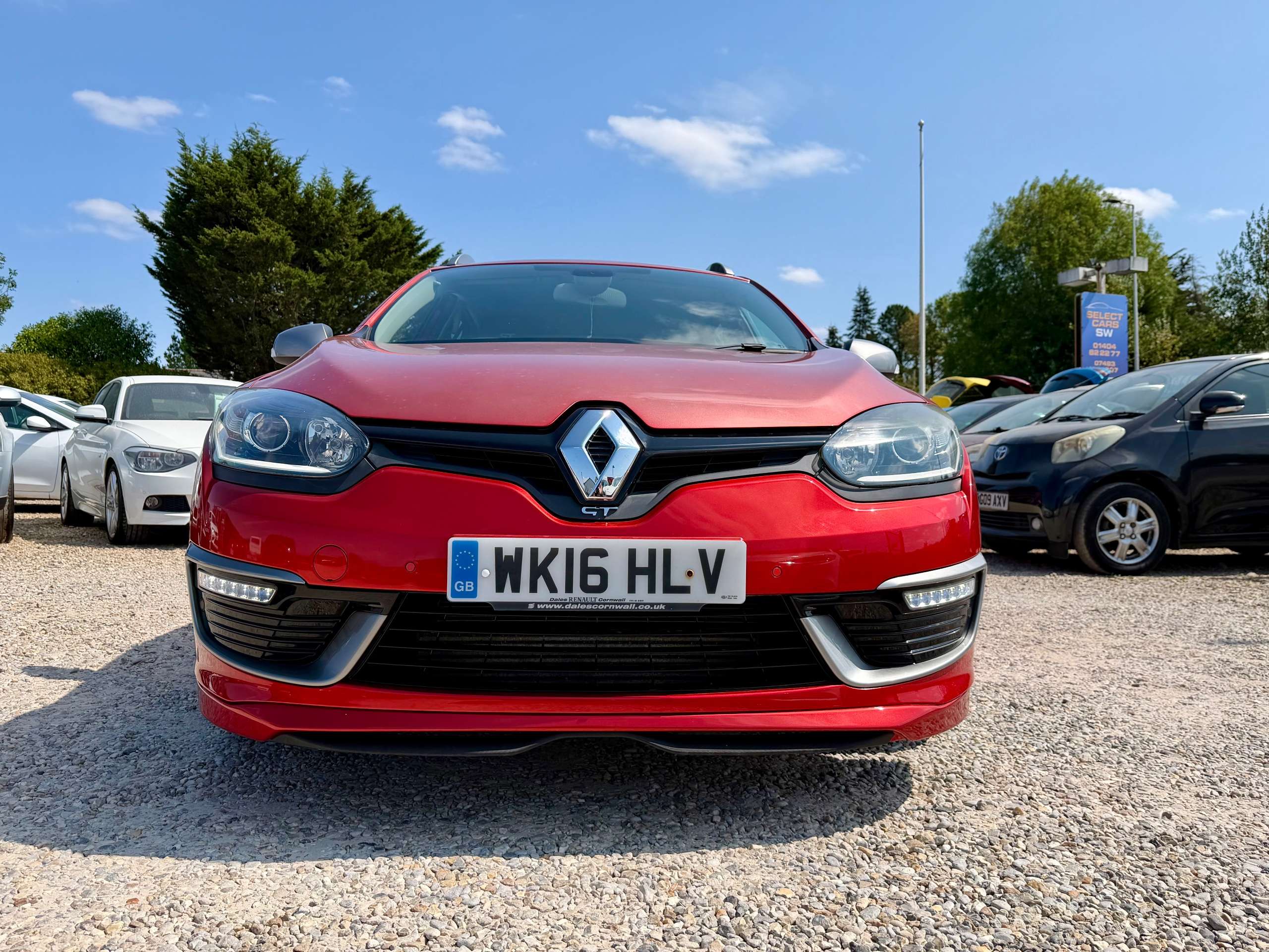 A 2016 RENAULT MEGANE 2.0 TCe GT Nav Sport Tourer 5dr Petrol Manual Euro 6 (s/s) (220 ps) A 2016 RENAULT MEGANE 2.0 TCe GT Nav Sport Tourer 5dr Petrol Manual Euro 6 (s/s) (220 ps)