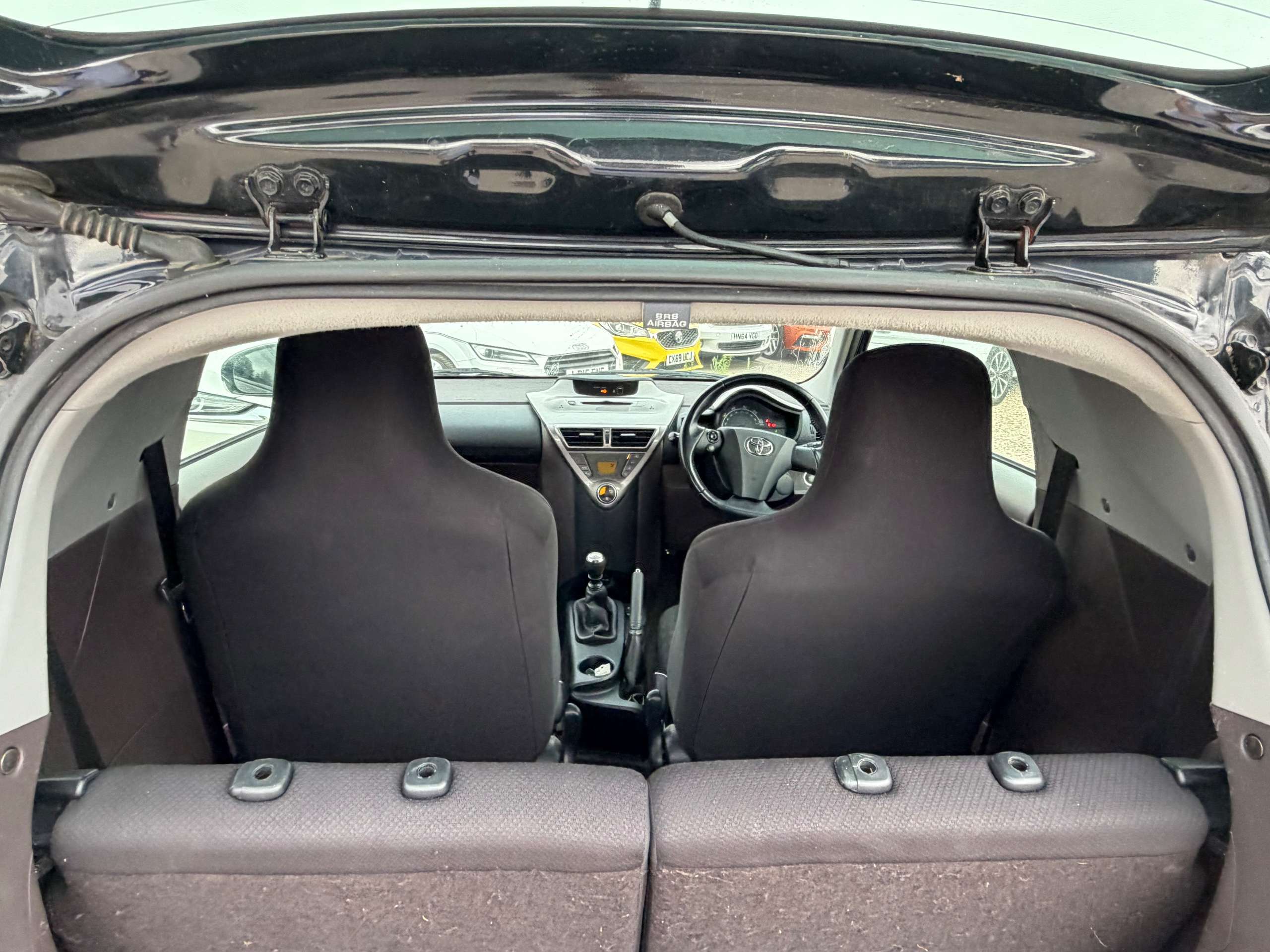 2009 TOYOTA IQ 2009 TOYOTA IQ