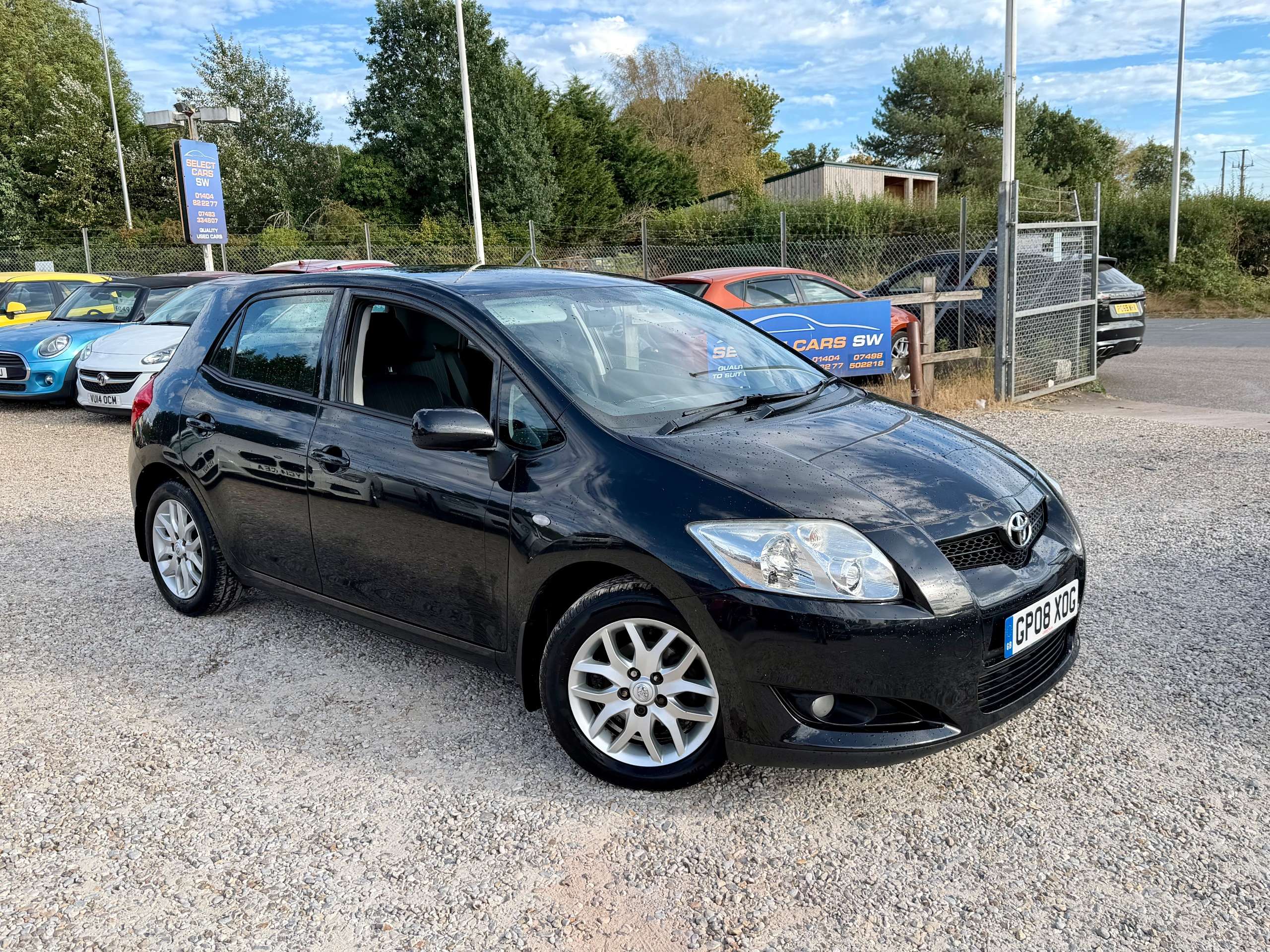 A 2008 TOYOTA AURIS 1.4 VVT-i T3 Hatchback 5dr Petrol Manual (163 g/km, 97 bhp) A 2008 TOYOTA AURIS 1.4 VVT-i T3 Hatchback 5dr Petrol Manual (163 g/km, 97 bhp)