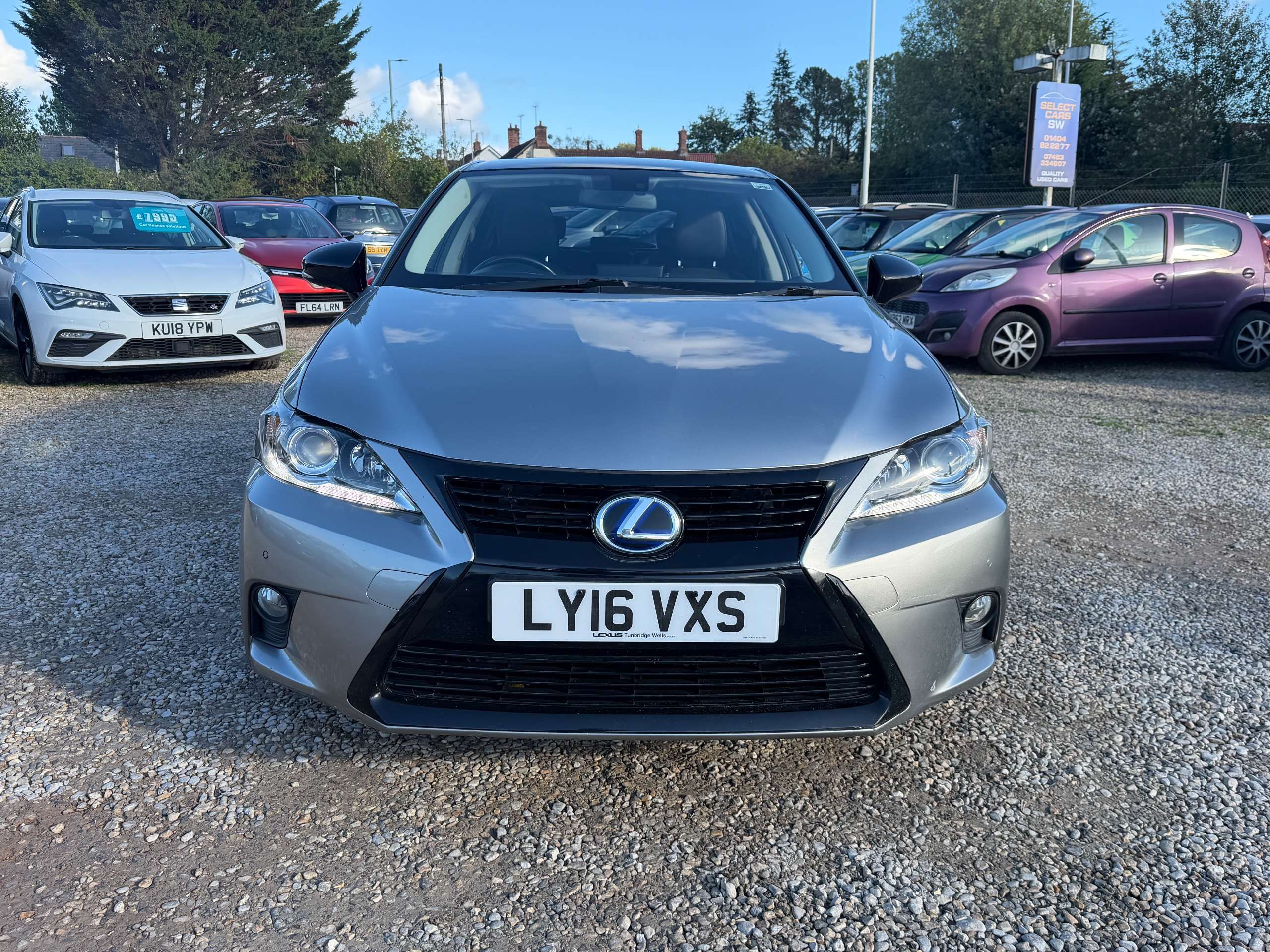 A 2016 LEXUS CT 1.8 200h Sport Hatchback 5dr Petrol Hybrid CVT Euro 6 (s/s) (136 ps) A 2016 LEXUS CT 1.8 200h Sport Hatchback 5dr Petrol Hybrid CVT Euro 6 (s/s) (136 ps)
