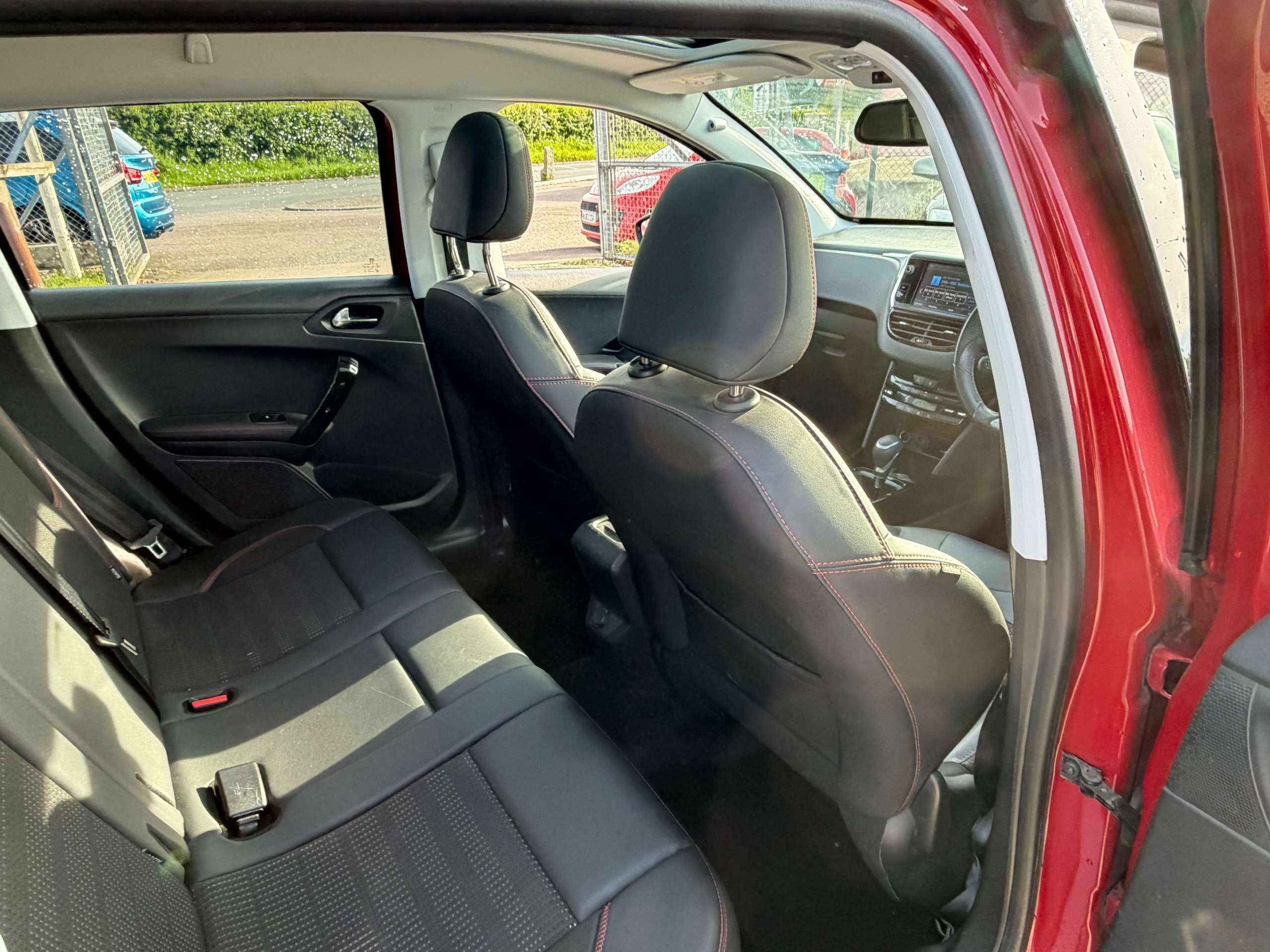 2019 PEUGEOT 2008 2019 PEUGEOT 2008