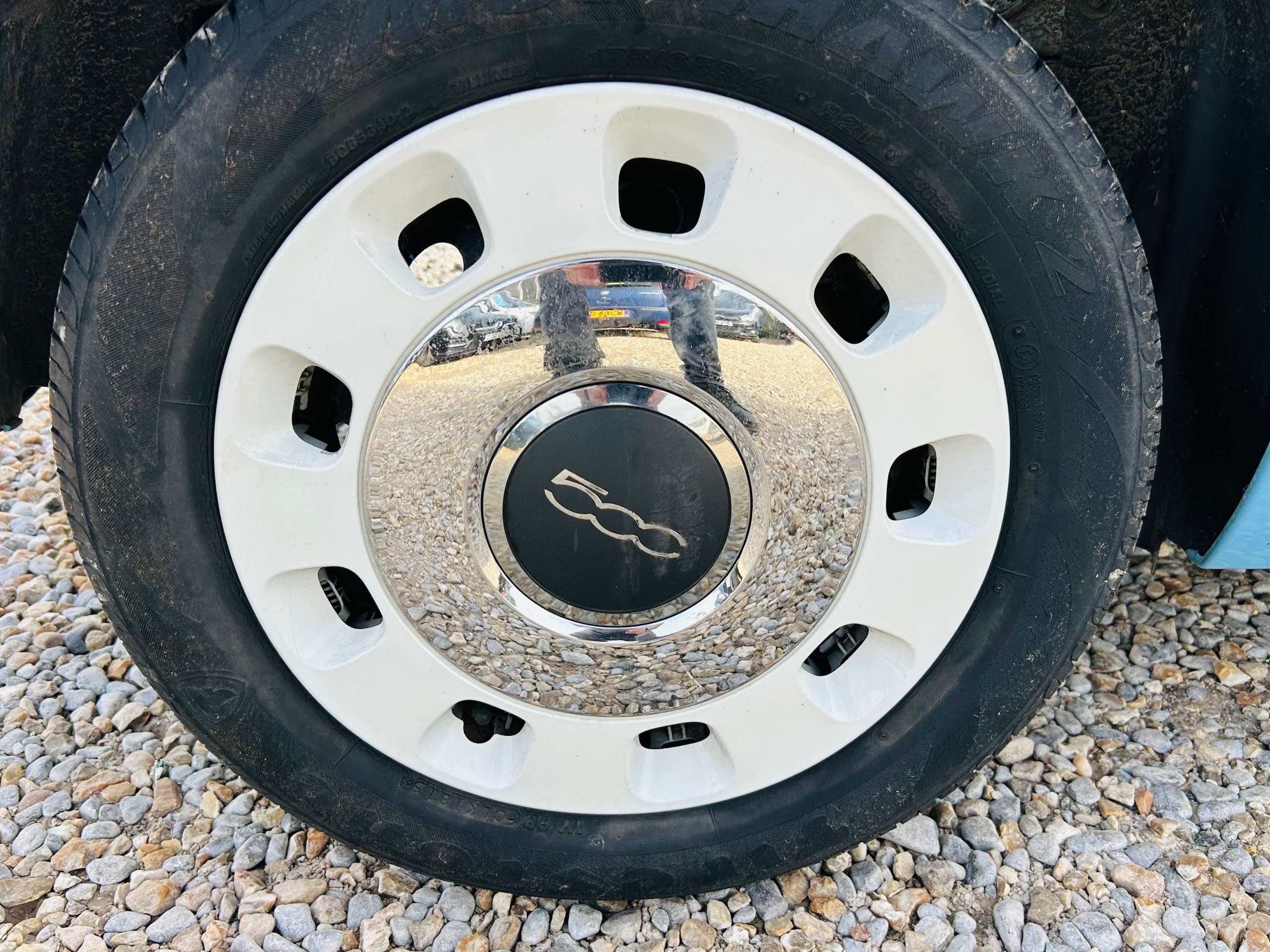 A 2014 FIAT 500 1.2 Colour Therapy Hatchback 3dr Petrol Manual Euro 6 (s/s) (69 bhp) A 2014 FIAT 500 1.2 Colour Therapy Hatchback 3dr Petrol Manual Euro 6 (s/s) (69 bhp)