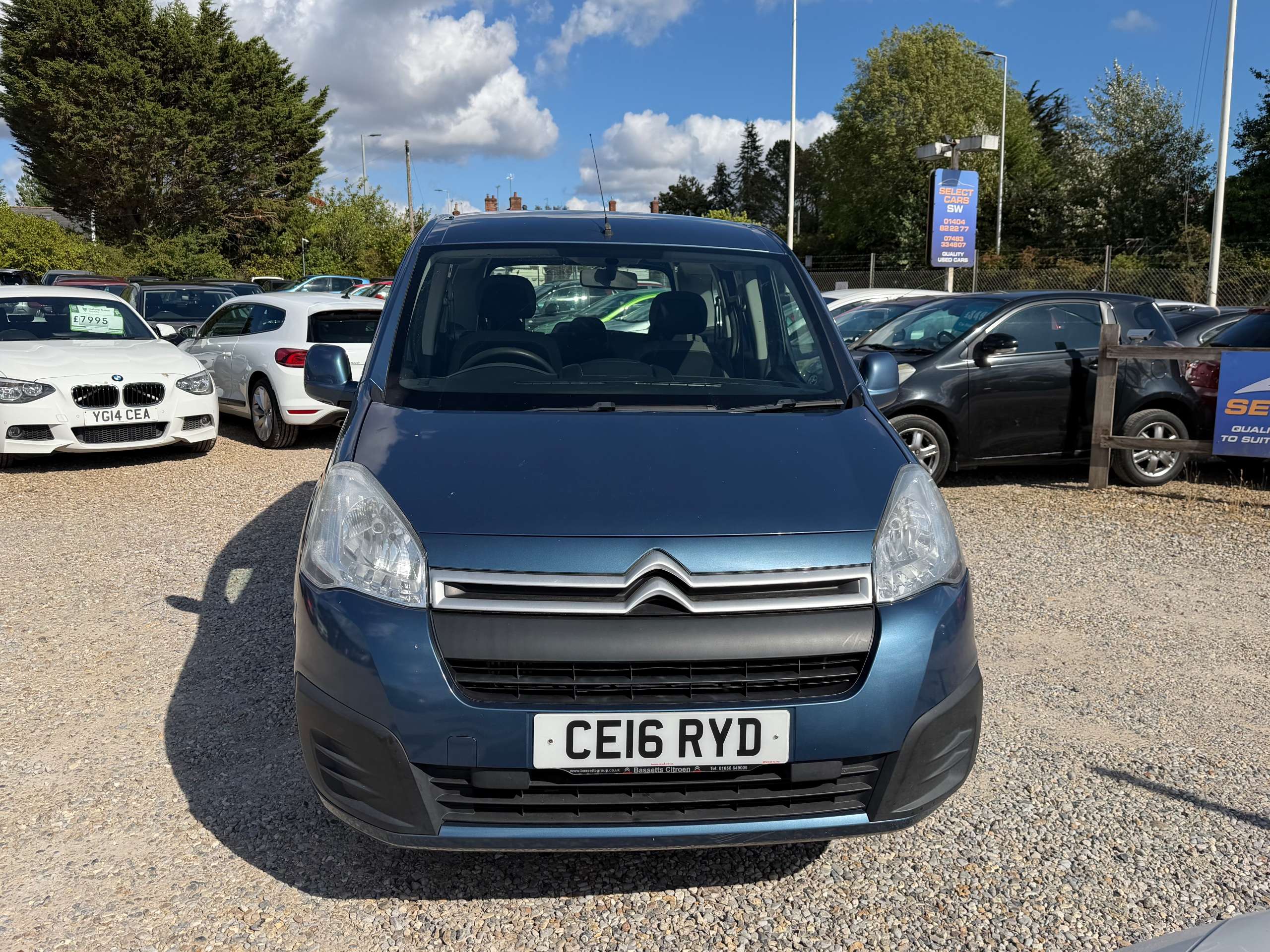 A 2016 CITROEN BERLINGO 1.6 BlueHDi Feel Multispace MPV 5dr Diesel Manual Euro 6 (100 ps) A 2016 CITROEN BERLINGO 1.6 BlueHDi Feel Multispace MPV 5dr Diesel Manual Euro 6 (100 ps)