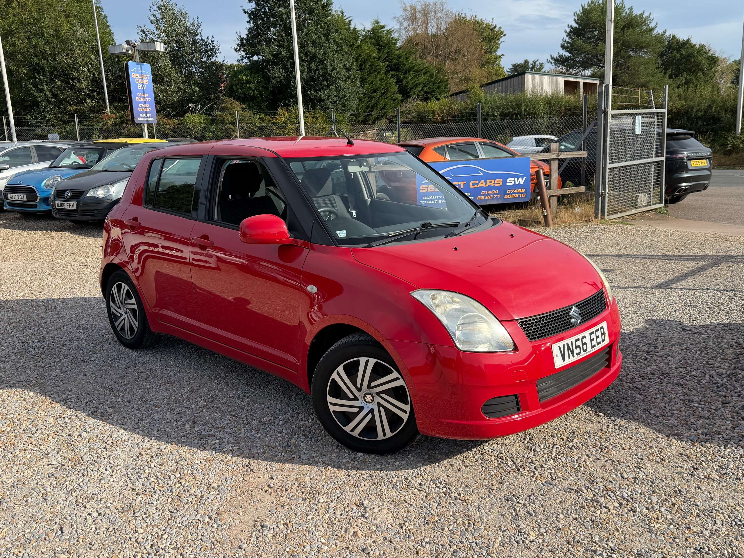 A 2006 SUZUKI SWIFT 1.3 GL Hatchback 5dr Petrol Manual (148 g/km, 91 bhp) A 2006 SUZUKI SWIFT 1.3 GL Hatchback 5dr Petrol Manual (148 g/km, 91 bhp)
