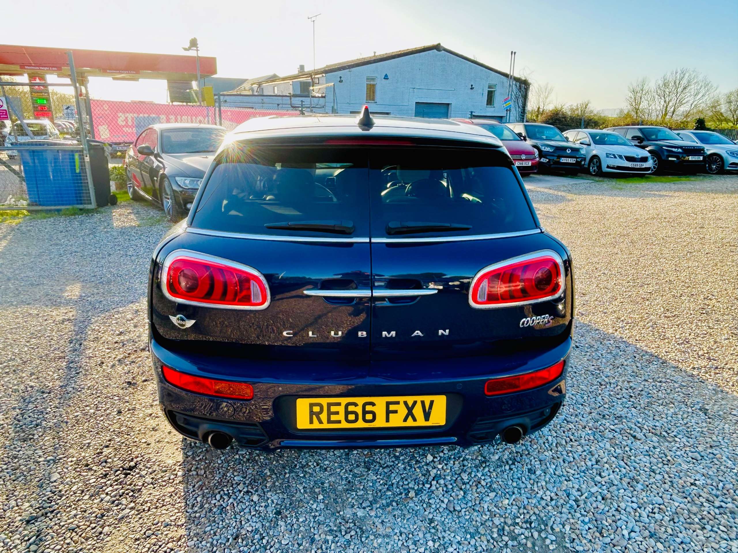 2016 MINI CLUBMAN 2016 MINI CLUBMAN