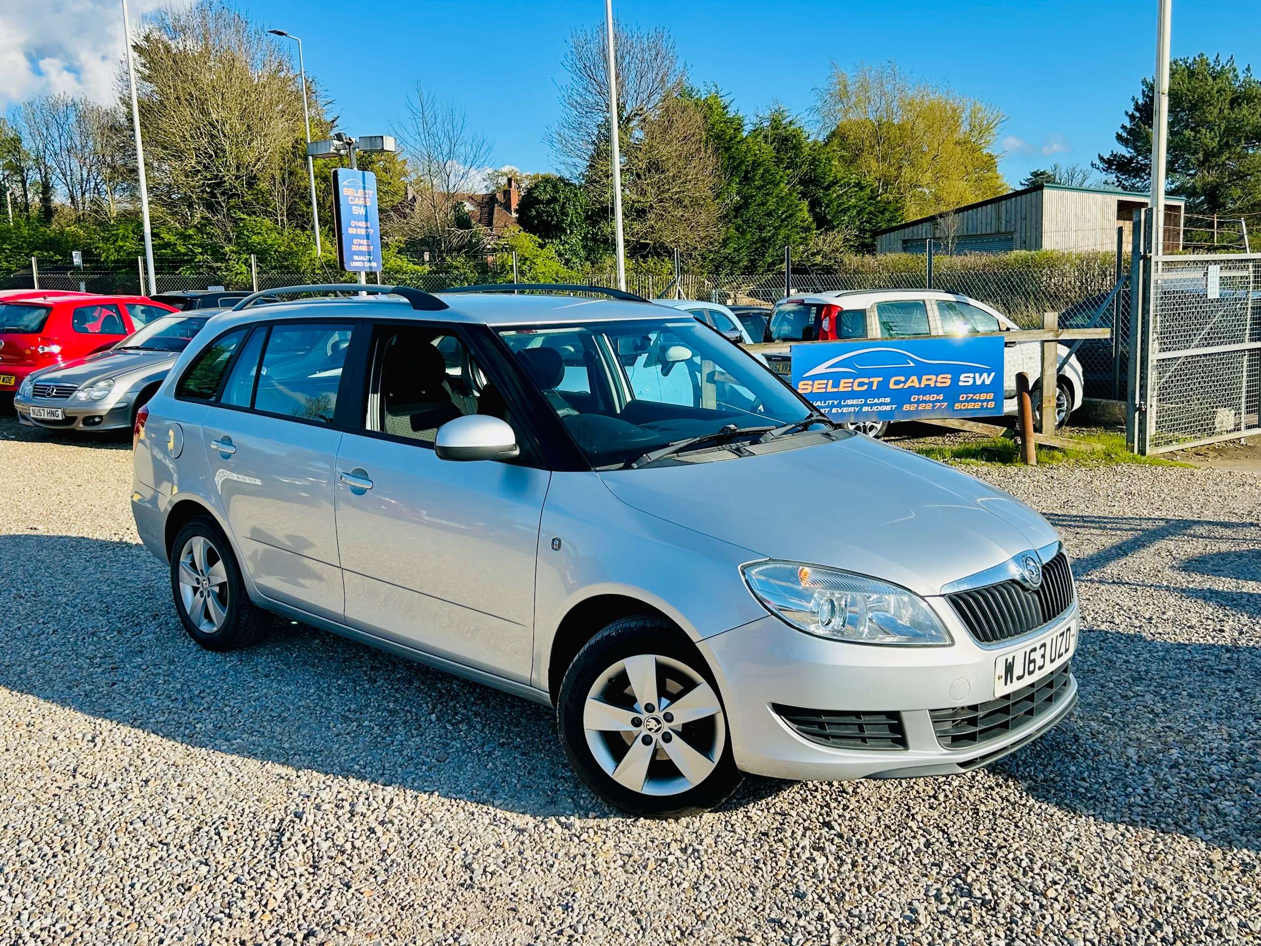 A 2013 SKODA FABIA 1.2 TSI SE Estate 5dr Petrol Manual Euro 5 (86 ps) A 2013 SKODA FABIA 1.2 TSI SE Estate 5dr Petrol Manual Euro 5 (86 ps)