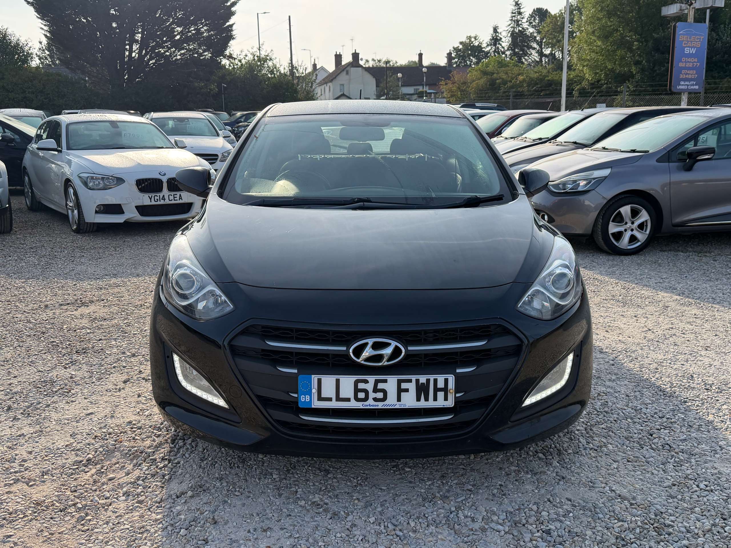 A 2015 HYUNDAI I30 1.6 CRDi Blue Drive SE Hatchback 5dr Diesel Manual Euro 6 (s/s) (110 ps) A 2015 HYUNDAI I30 1.6 CRDi Blue Drive SE Hatchback 5dr Diesel Manual Euro 6 (s/s) (110 ps)