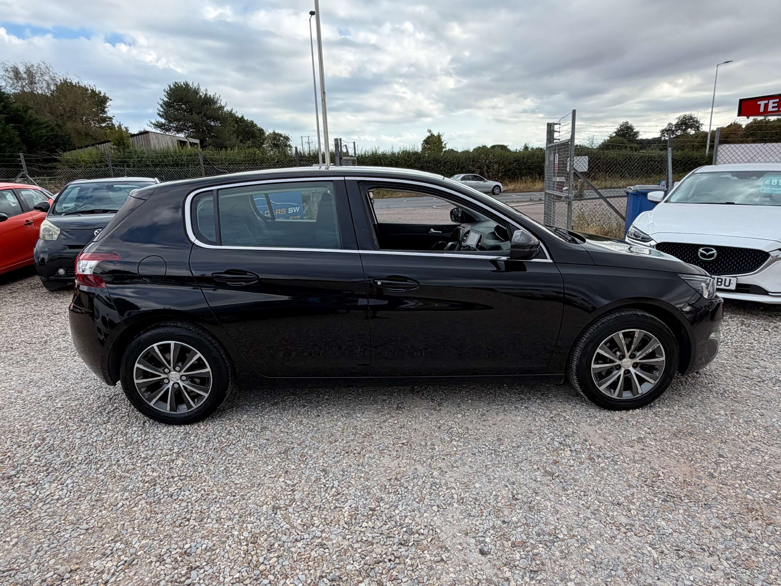 2016 PEUGEOT 308 2016 PEUGEOT 308