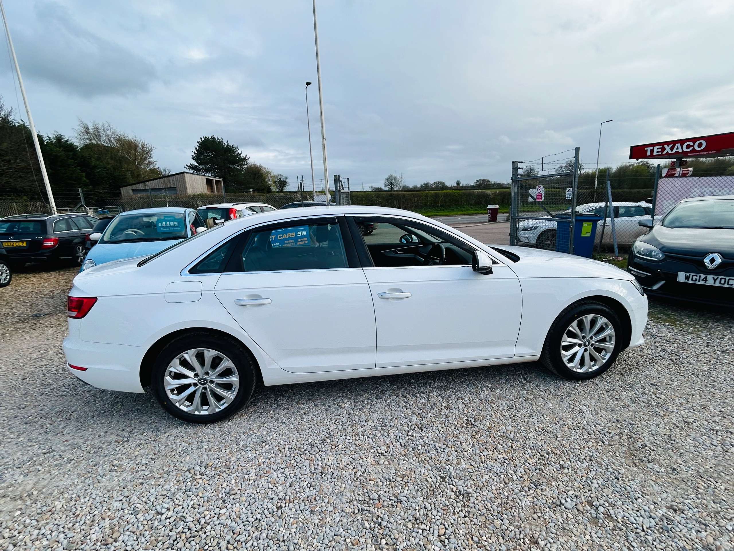 2016 AUDI A4 2016 AUDI A4