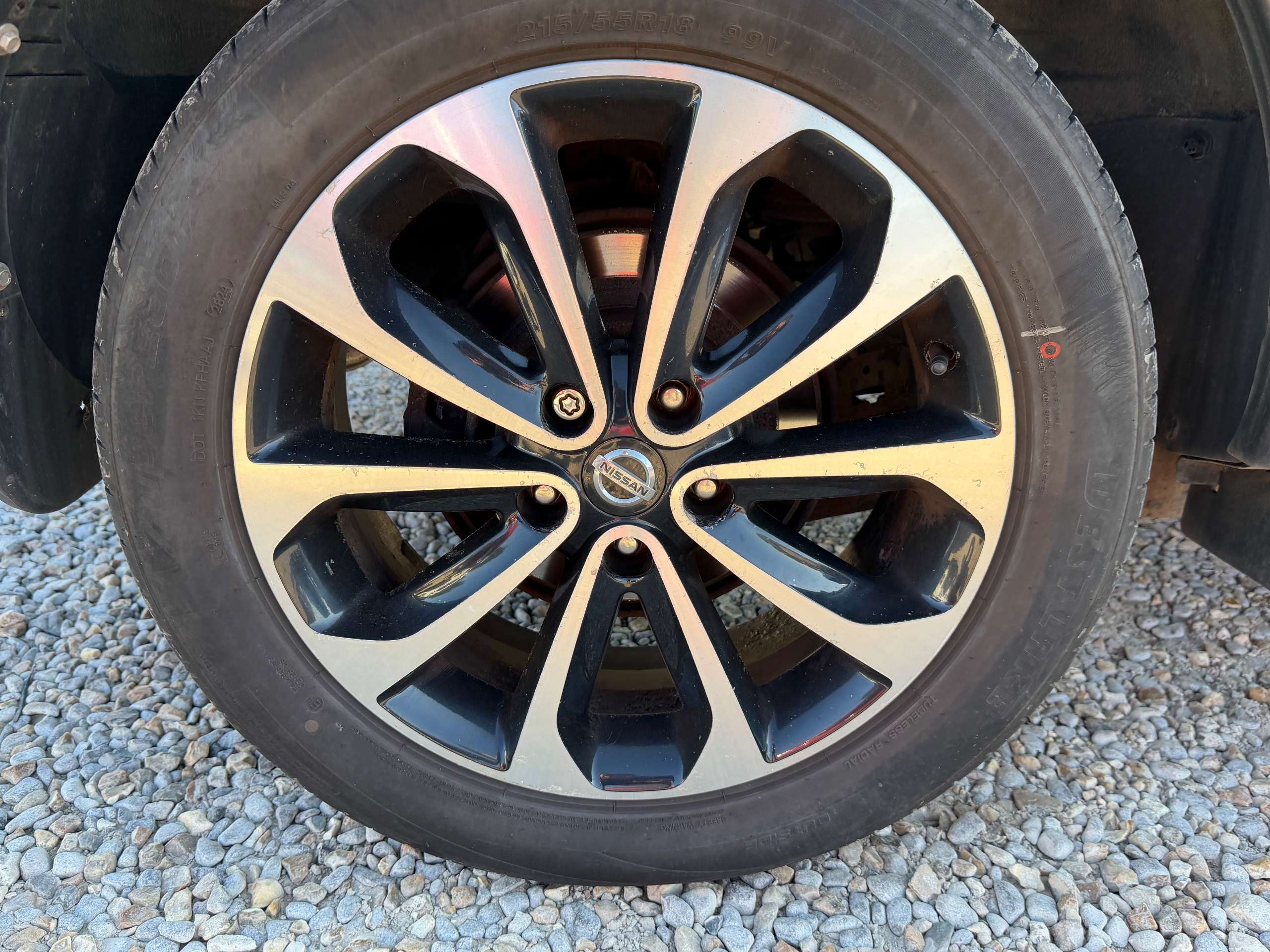 A 2011 NISSAN QASHQAI 1.5 dCi n-tec SUV 5dr Diesel Manual 2WD Euro 5 (110 ps) A 2011 NISSAN QASHQAI 1.5 dCi n-tec SUV 5dr Diesel Manual 2WD Euro 5 (110 ps)