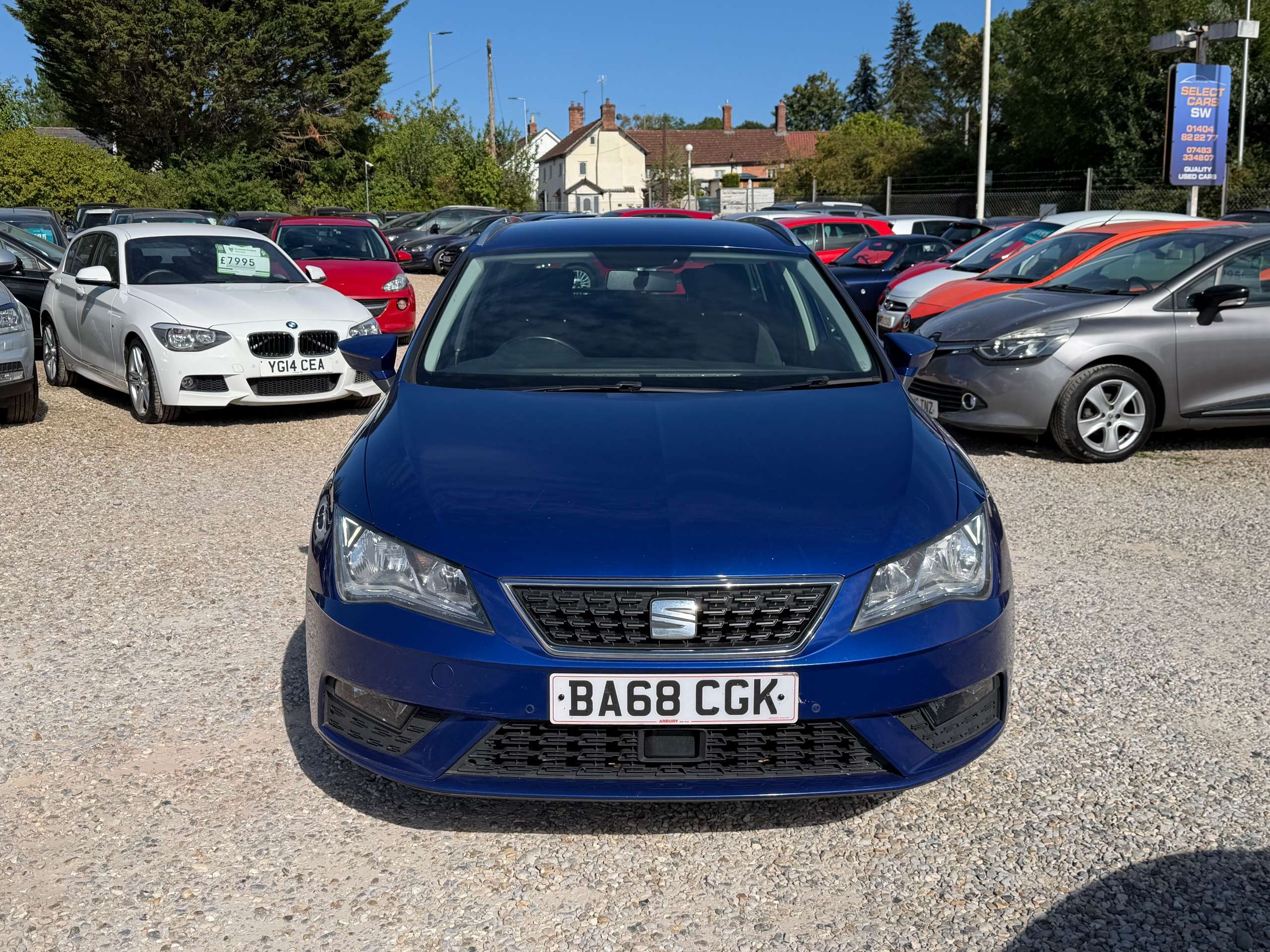 A 2019 SEAT LEON 1.6 TDI SE Dynamic ST 5dr Diesel Manual Euro 6 (s/s) (115 ps) A 2019 SEAT LEON 1.6 TDI SE Dynamic ST 5dr Diesel Manual Euro 6 (s/s) (115 ps)