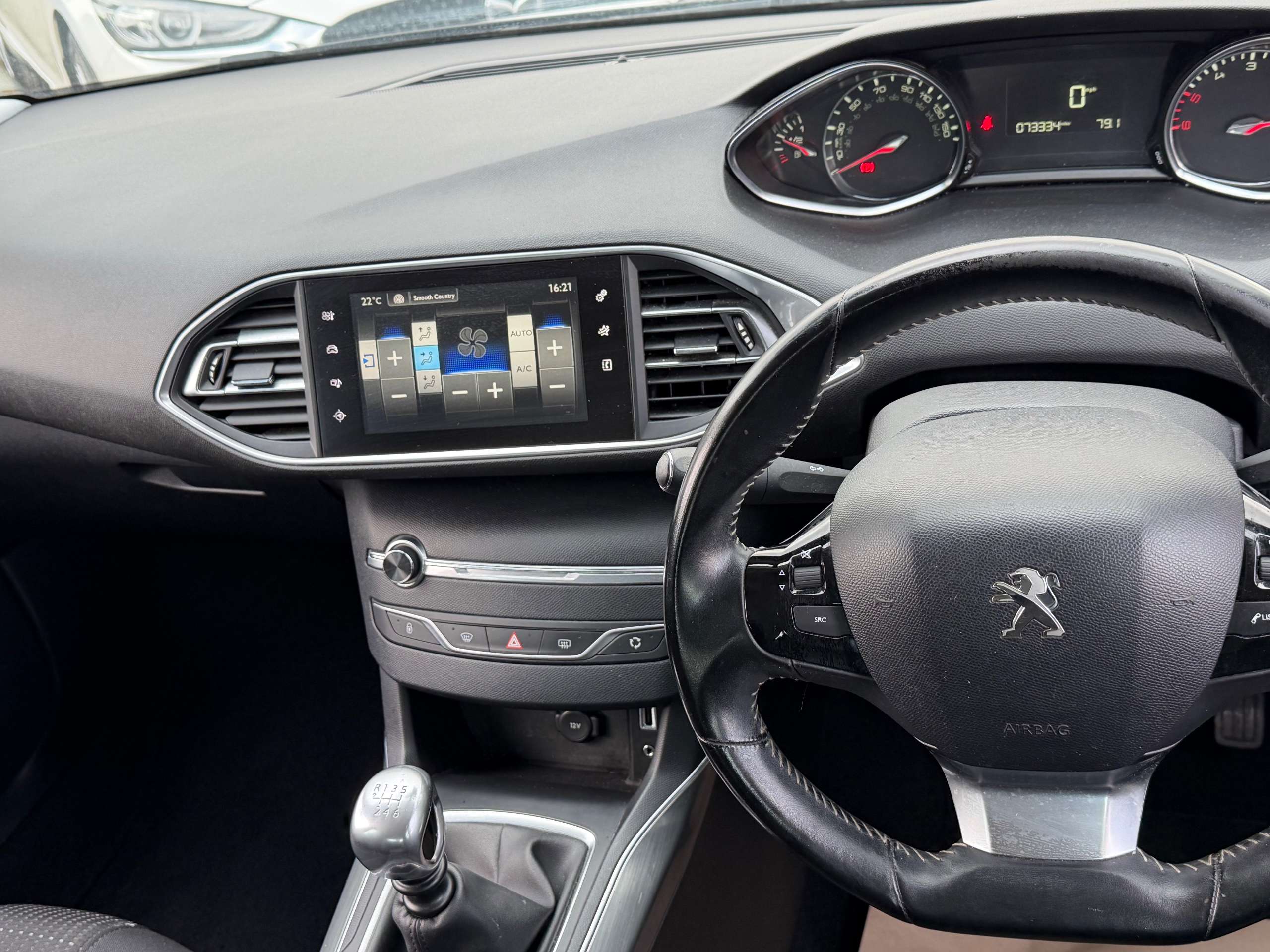 2016 PEUGEOT 308 2016 PEUGEOT 308