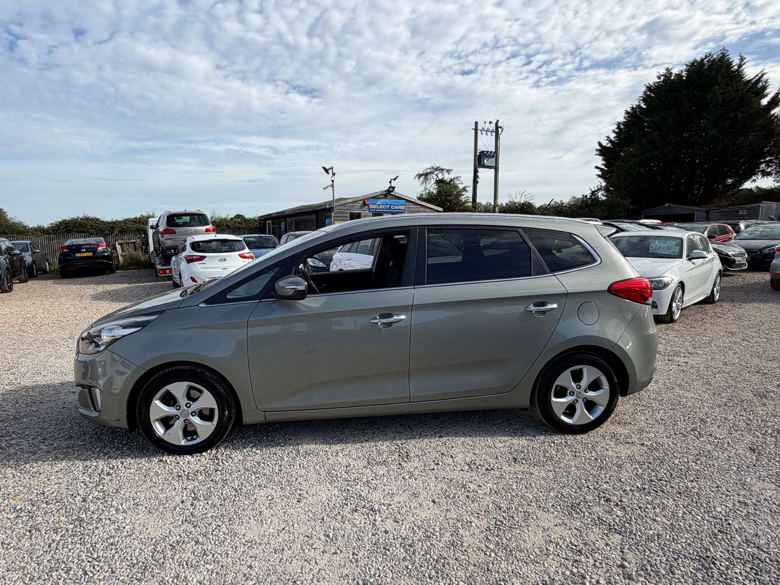 2016 KIA CARENS 2016 KIA CARENS