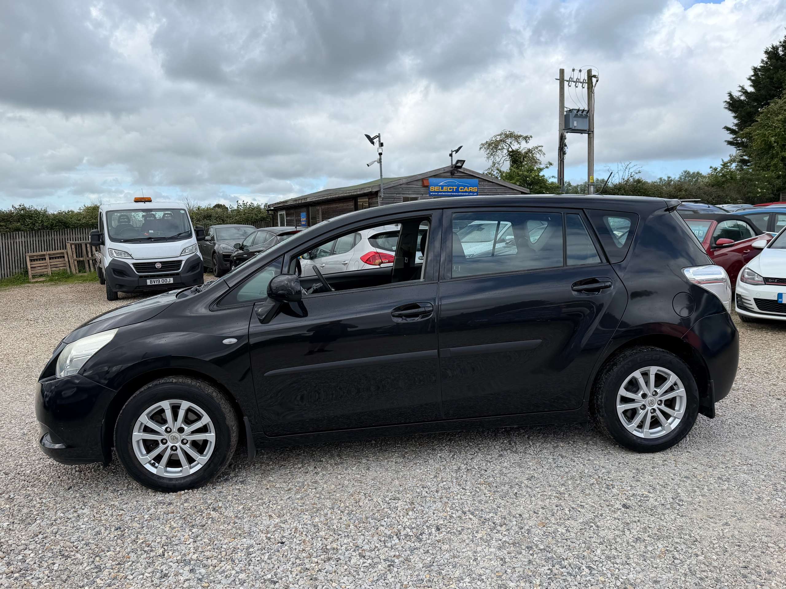 2010 TOYOTA VERSO 2010 TOYOTA VERSO
