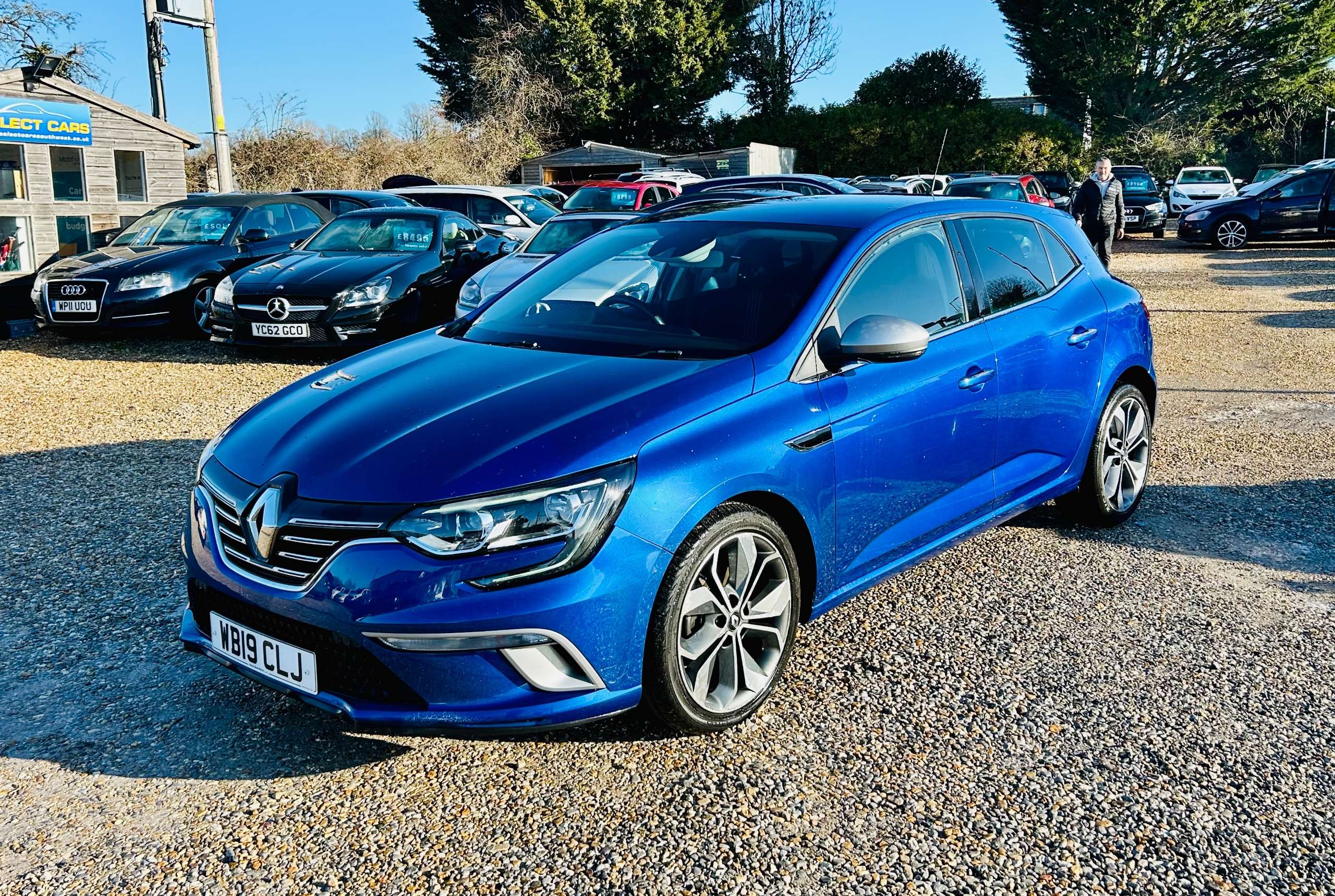 2019 RENAULT MEGANE 2019 RENAULT MEGANE