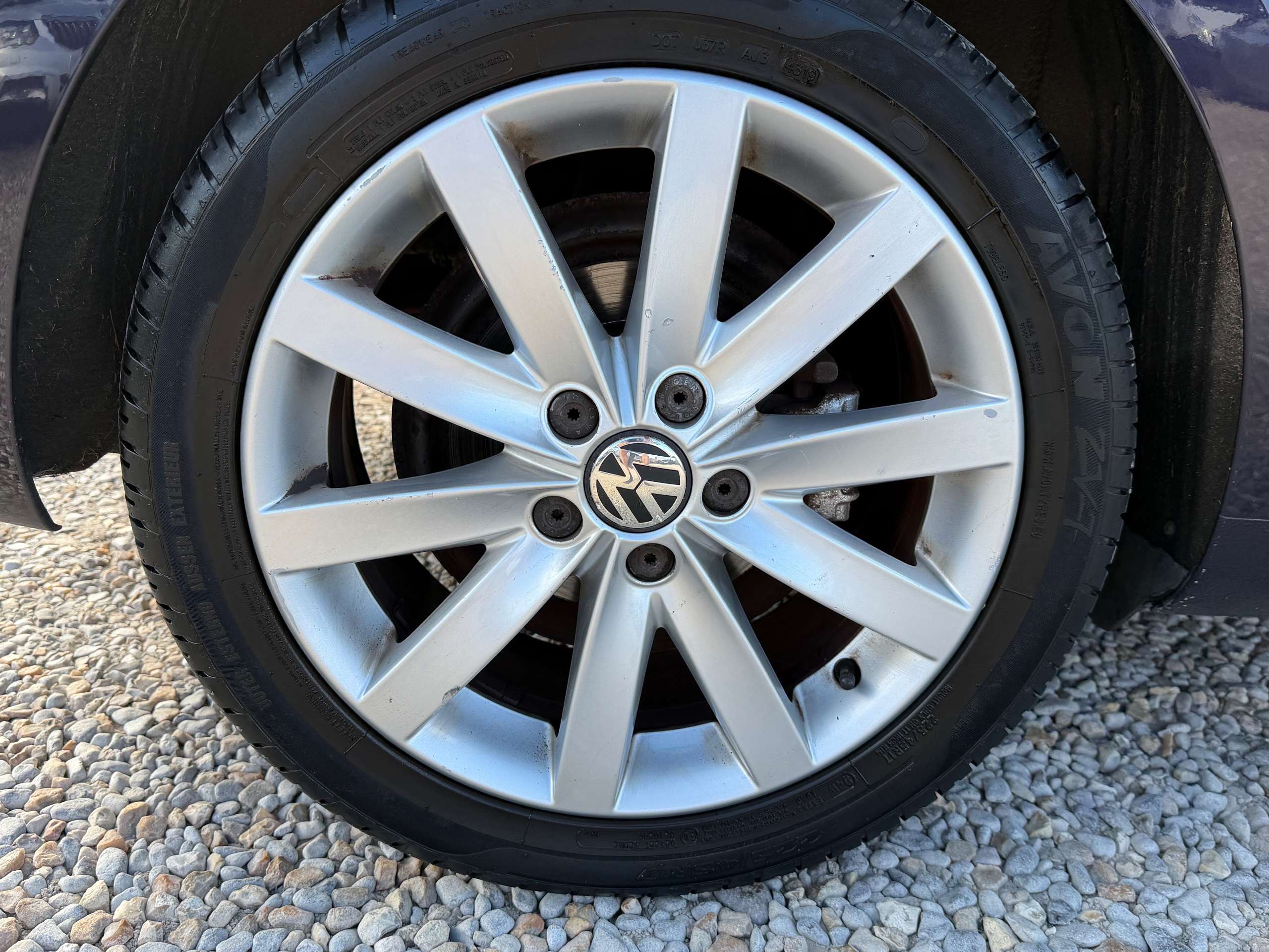 A 2011 VOLKSWAGEN GOLF 1.6 TDI BlueMotion Tech SE Cabriolet 2dr Diesel Manual Euro 5 (s/s) (105 ps) A 2011 VOLKSWAGEN GOLF 1.6 TDI BlueMotion Tech SE Cabriolet 2dr Diesel Manual Euro 5 (s/s) (105 ps)