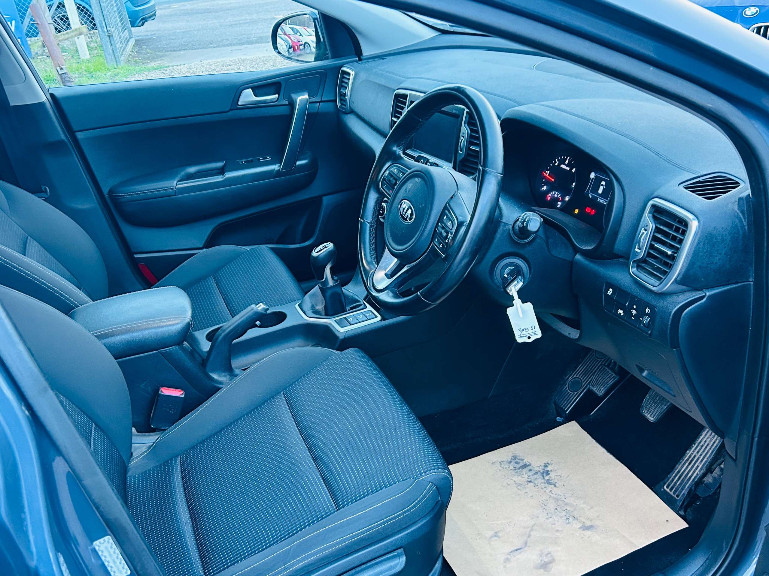 A 2016 KIA SPORTAGE 2.0 CRDi KX-2 SUV 5dr Diesel Manual AWD Euro 6 (134 bhp) A 2016 KIA SPORTAGE 2.0 CRDi KX-2 SUV 5dr Diesel Manual AWD Euro 6 (134 bhp)