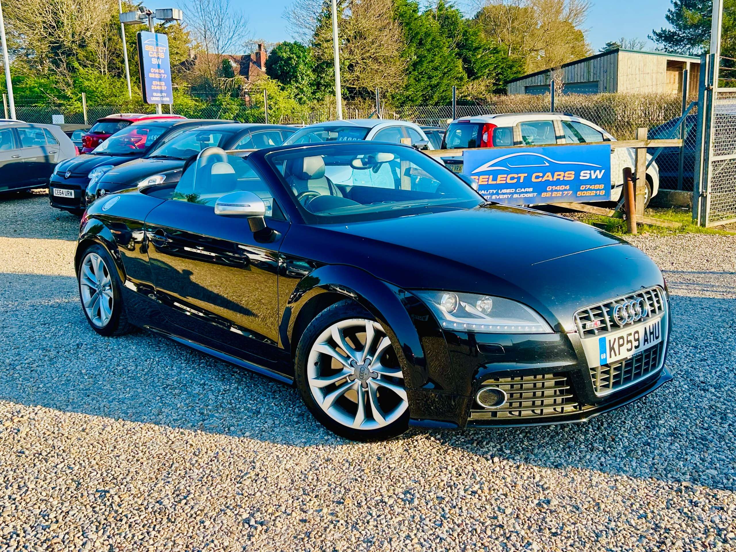 A 2009 AUDI TTS 2.0 TFSI Roadster 2dr Petrol S Tronic quattro Euro 4 (272 ps) A 2009 AUDI TTS 2.0 TFSI Roadster 2dr Petrol S Tronic quattro Euro 4 (272 ps)