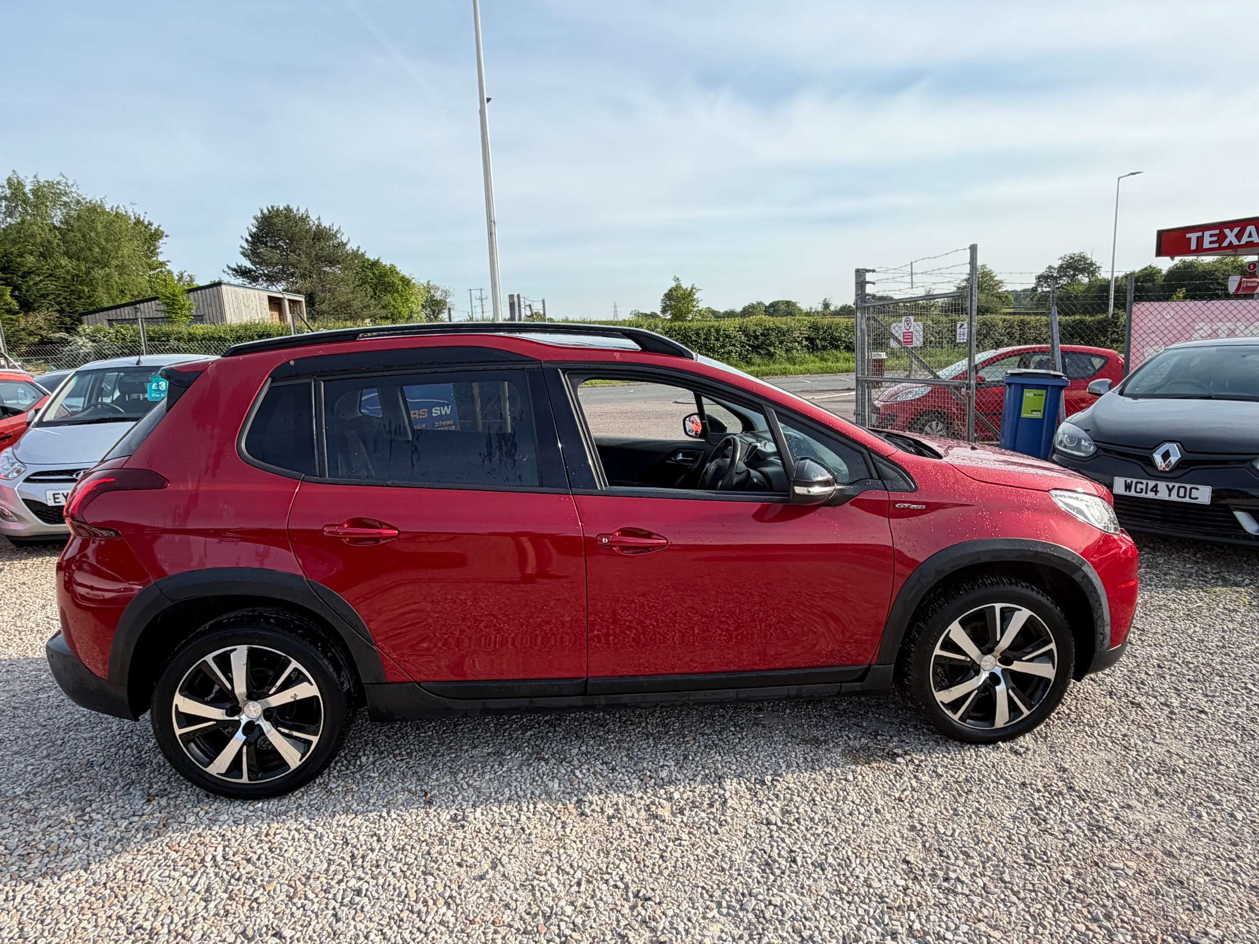 2019 PEUGEOT 2008 2019 PEUGEOT 2008