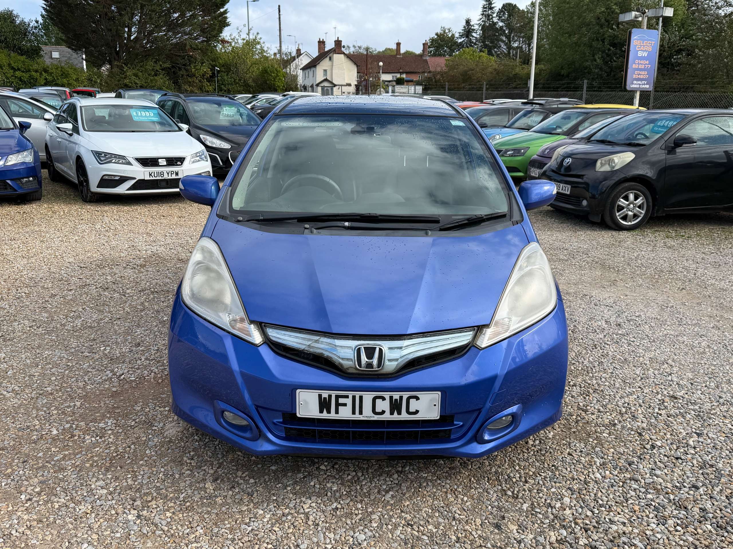 A 2011 HONDA JAZZ 1.3h IMA HX Hatchback 5dr Petrol Hybrid CVT Euro 5 (102 ps) A 2011 HONDA JAZZ 1.3h IMA HX Hatchback 5dr Petrol Hybrid CVT Euro 5 (102 ps)
