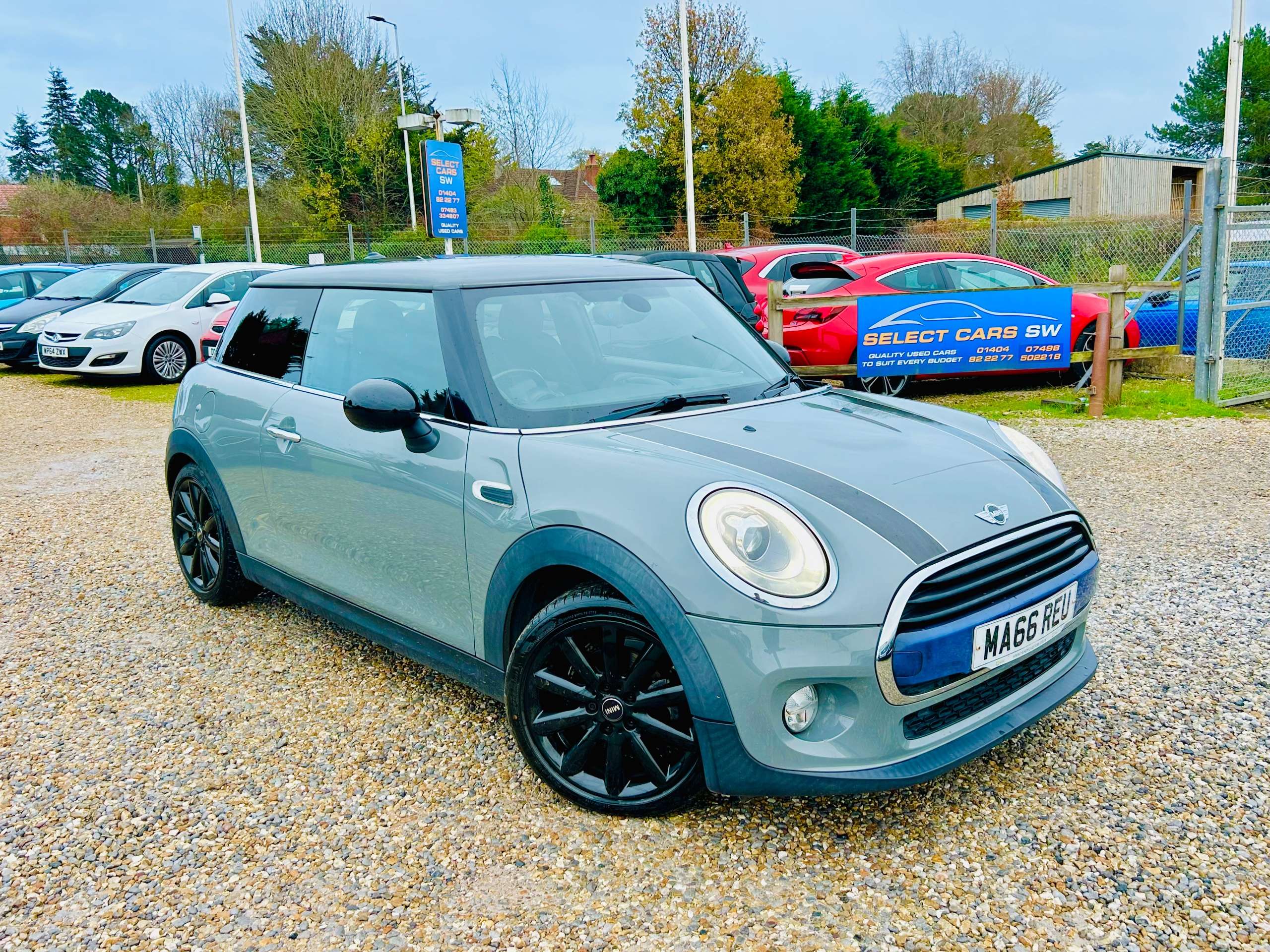 A 2016 MINI HATCH 1.5 Cooper Hatchback 3dr Petrol Manual Euro 6 (s/s) (136 ps) A 2016 MINI HATCH 1.5 Cooper Hatchback 3dr Petrol Manual Euro 6 (s/s) (136 ps)