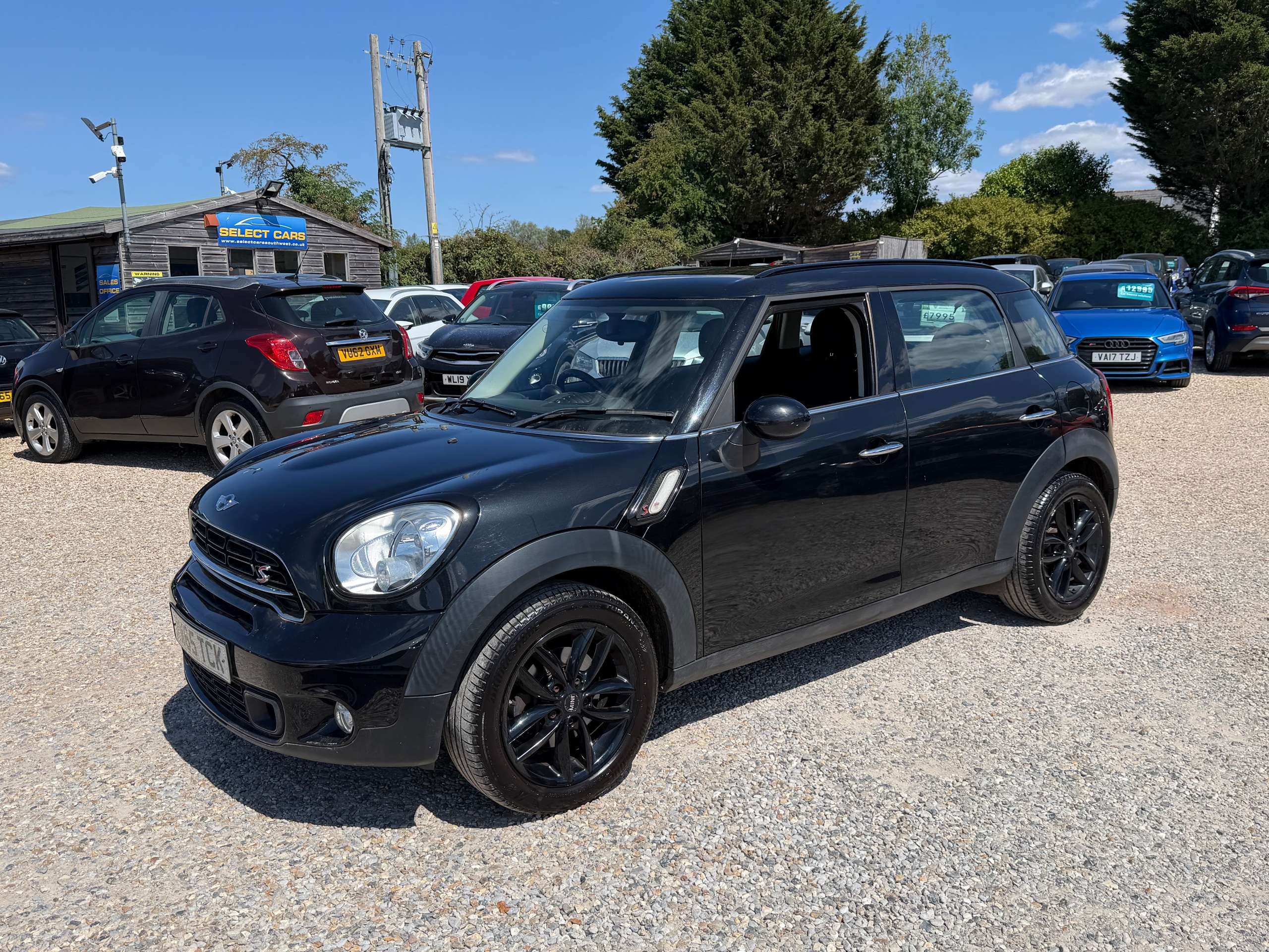 2016 MINI COUNTRYMAN 2016 MINI COUNTRYMAN