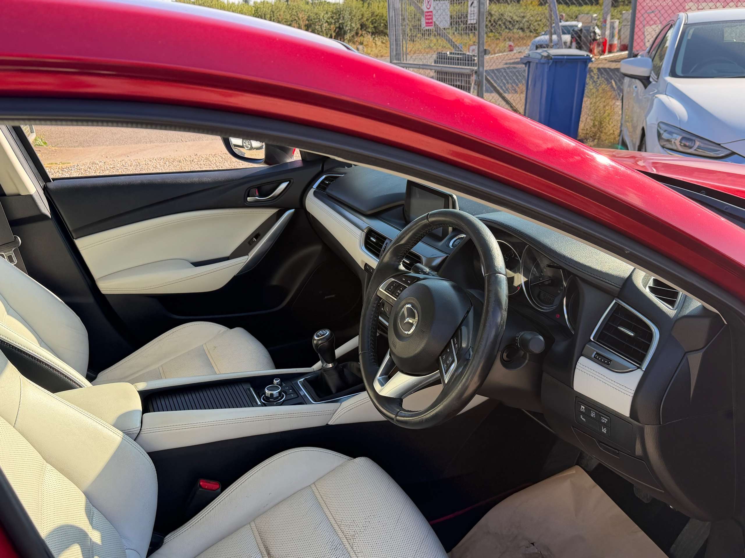 A 2016 MAZDA 6 2.0 SKYACTIV-G Sport Nav Saloon 4dr Petrol Manual Euro 6 (s/s) (165 ps) A 2016 MAZDA 6 2.0 SKYACTIV-G Sport Nav Saloon 4dr Petrol Manual Euro 6 (s/s) (165 ps)