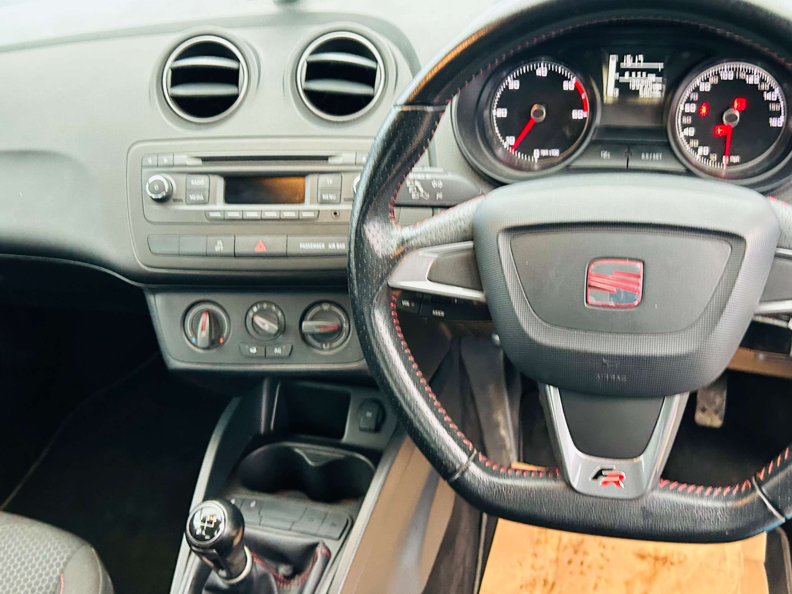 2013 SEAT IBIZA 2013 SEAT IBIZA