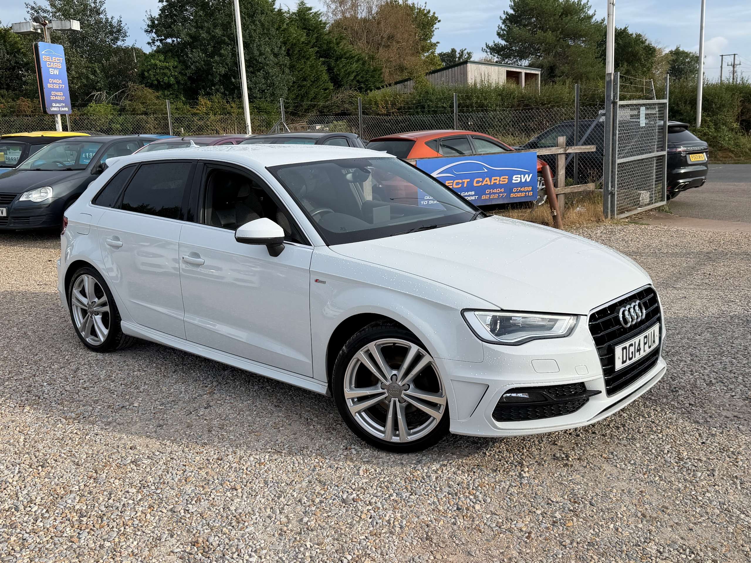 A 2014 AUDI A3 1.4 TFSI CoD S line Sportback 5dr Petrol Manual Euro 6 (s/s) (140 ps) A 2014 AUDI A3 1.4 TFSI CoD S line Sportback 5dr Petrol Manual Euro 6 (s/s) (140 ps)