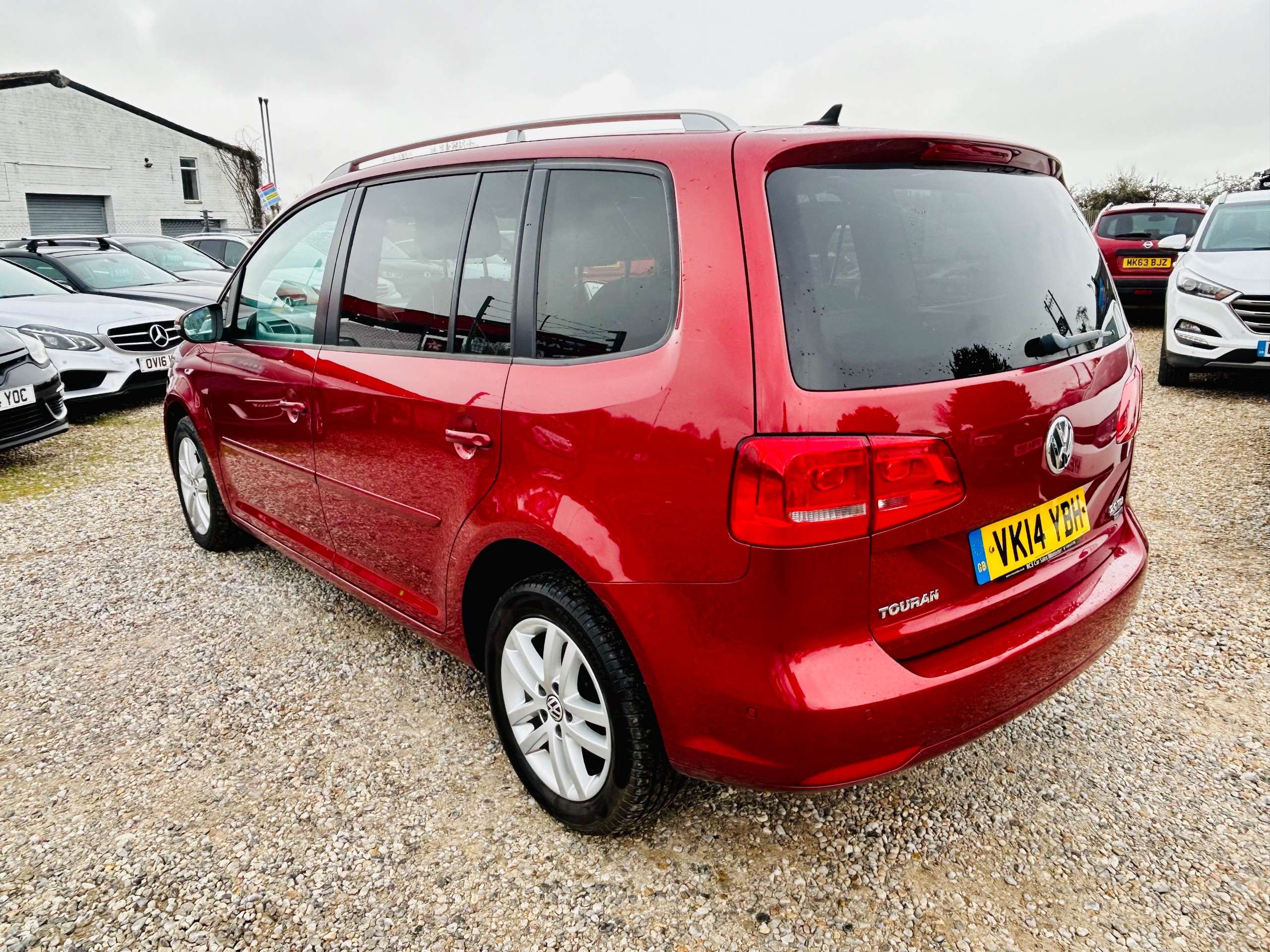 2014 VOLKSWAGEN TOURAN 2014 VOLKSWAGEN TOURAN