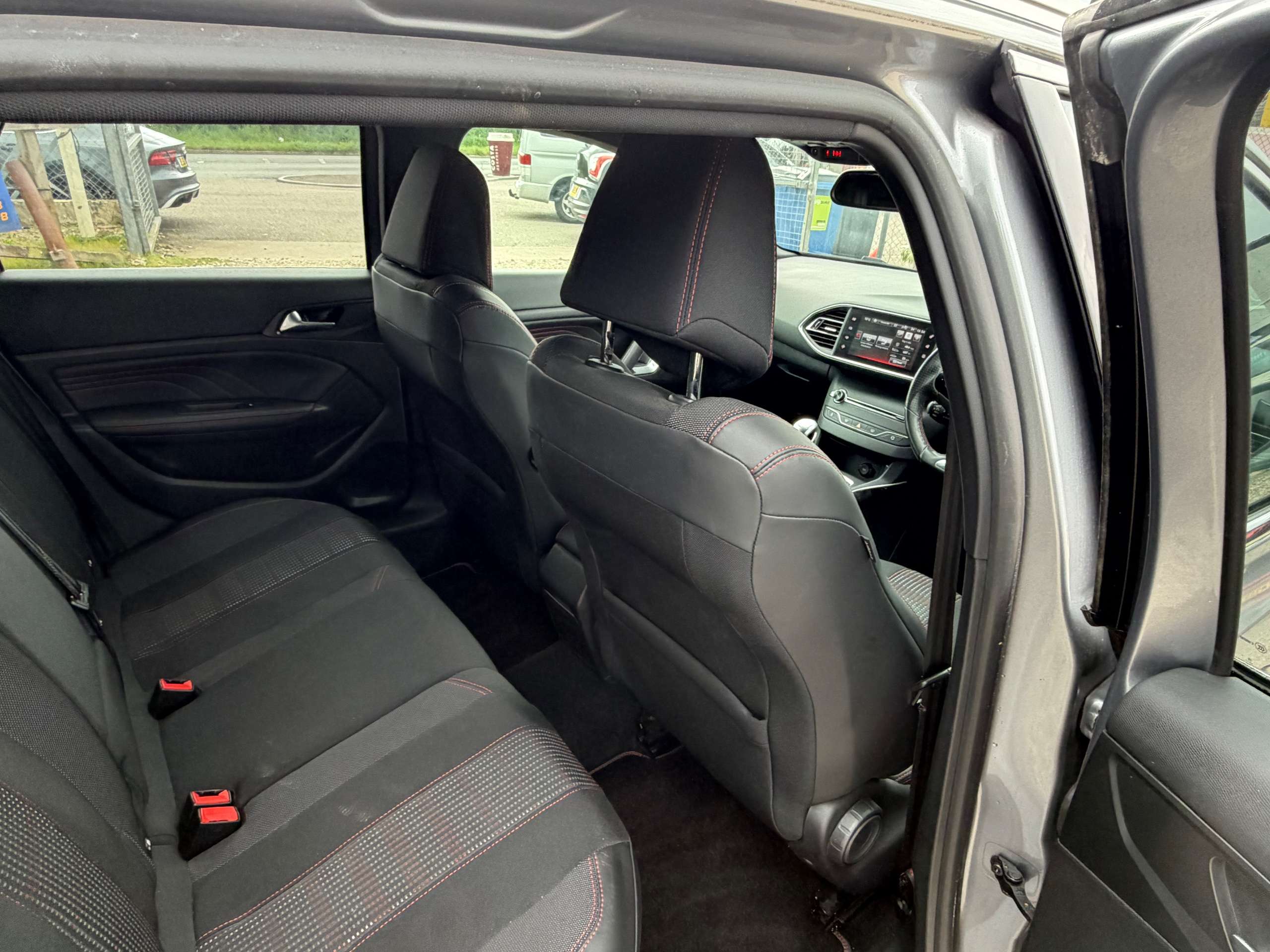 2016 PEUGEOT 308 SW 2016 PEUGEOT 308 SW