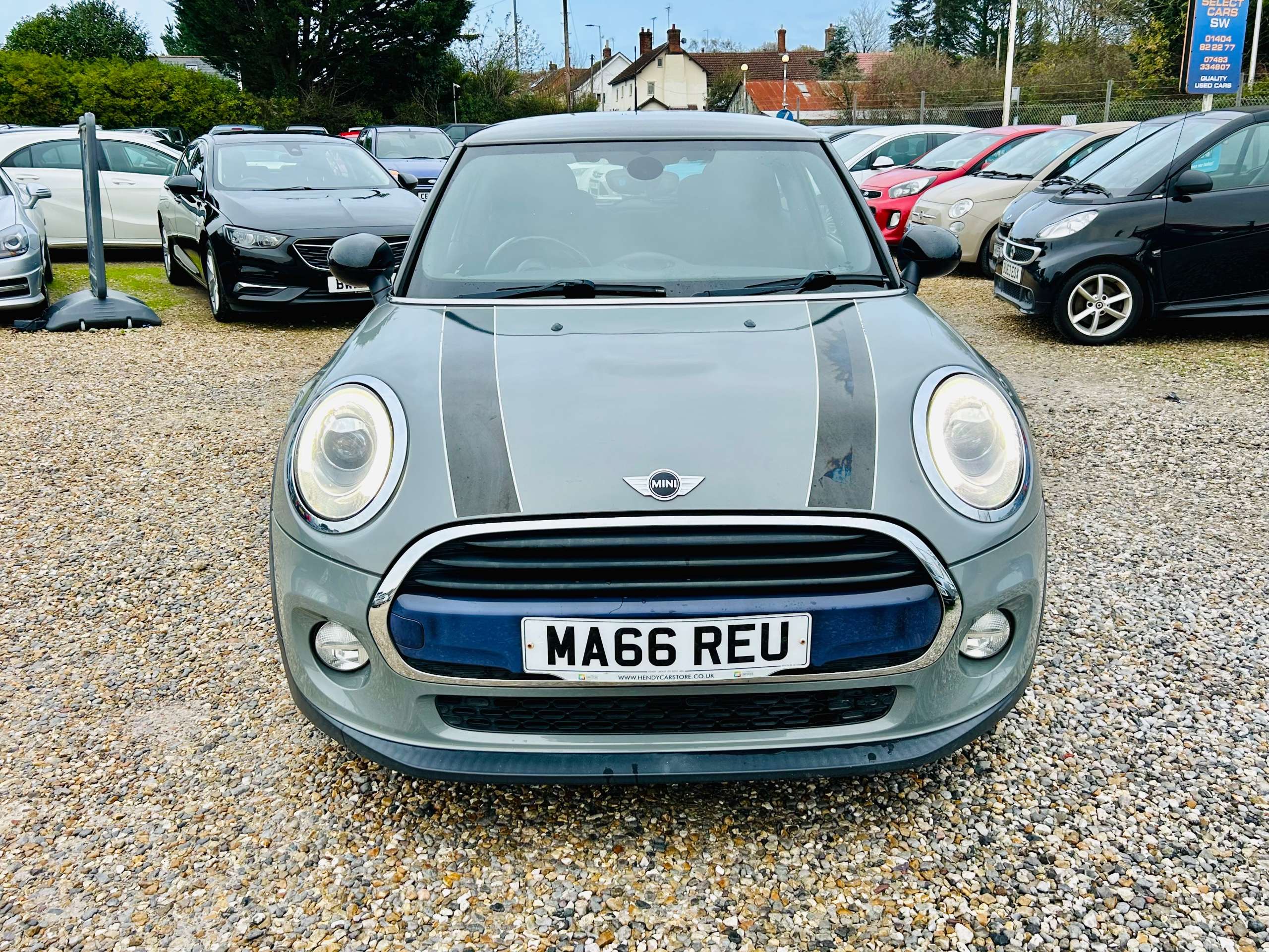 A 2016 MINI HATCH 1.5 Cooper Hatchback 3dr Petrol Manual Euro 6 (s/s) (136 ps) A 2016 MINI HATCH 1.5 Cooper Hatchback 3dr Petrol Manual Euro 6 (s/s) (136 ps)