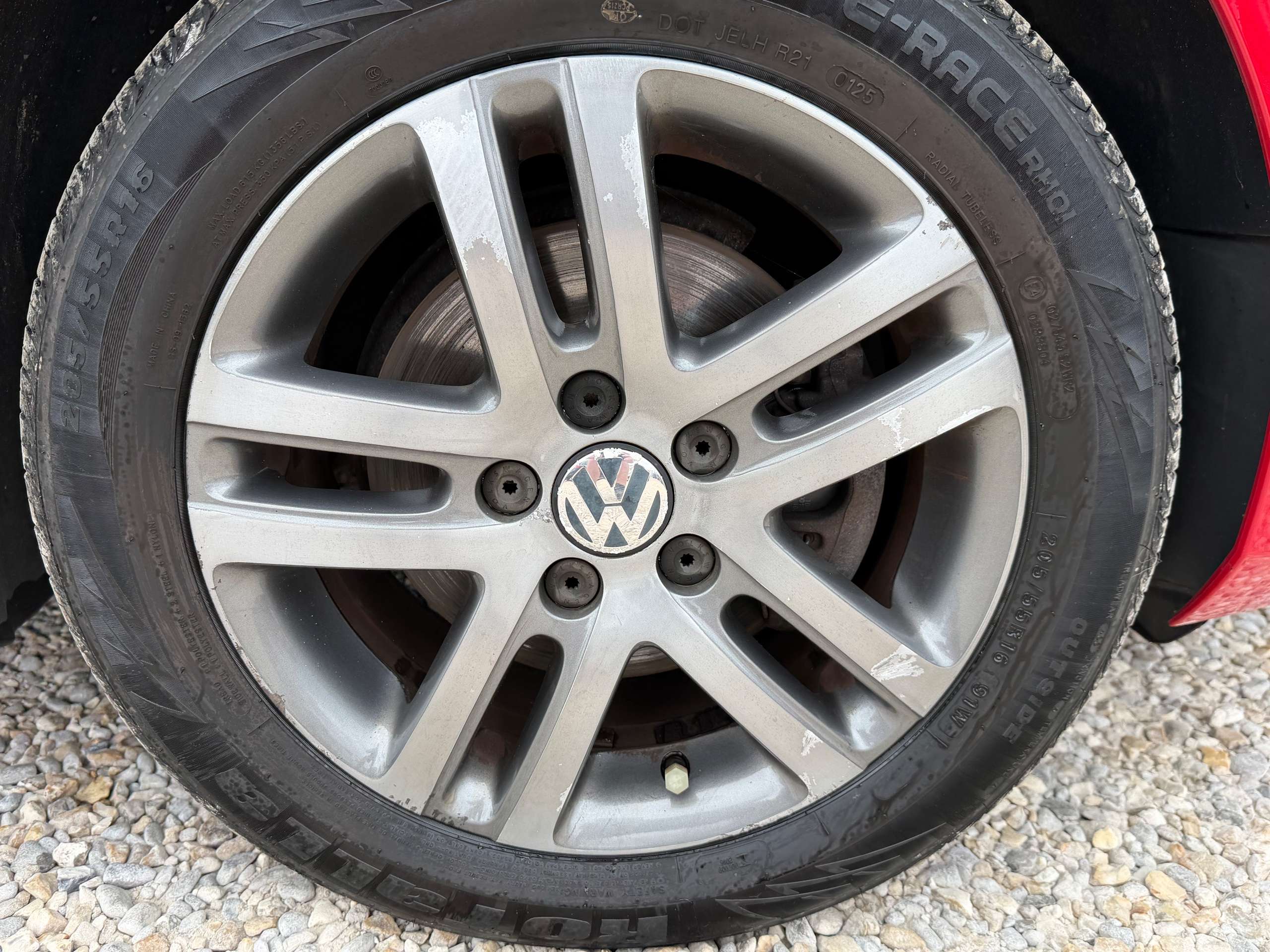 A 2009 VOLKSWAGEN GOLF 1.4 TSI S Hatchback 5dr Petrol DSG Euro 5 (122 ps) A 2009 VOLKSWAGEN GOLF 1.4 TSI S Hatchback 5dr Petrol DSG Euro 5 (122 ps)