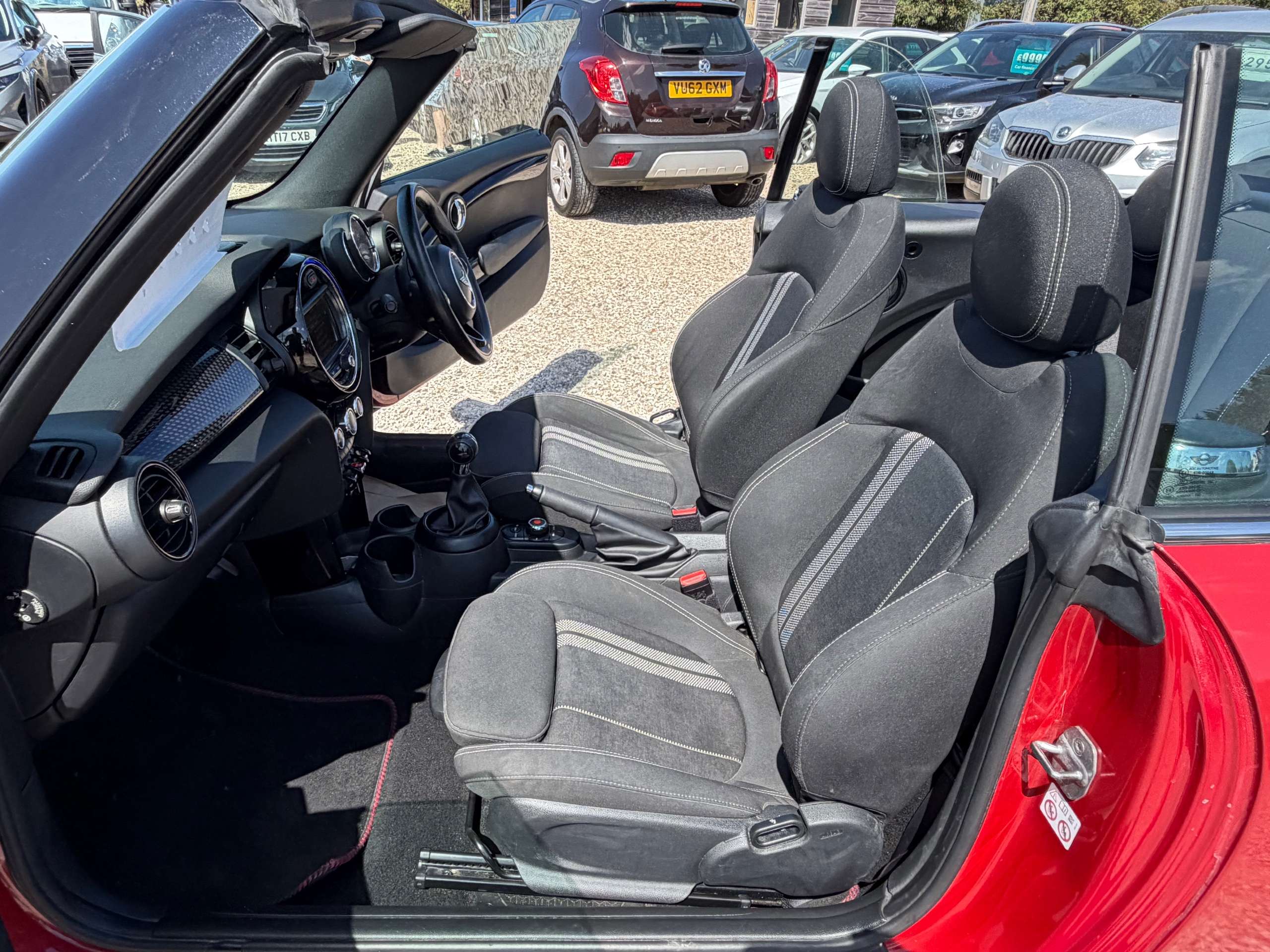 2018 MINI CONVERTIBLE 2018 MINI CONVERTIBLE
