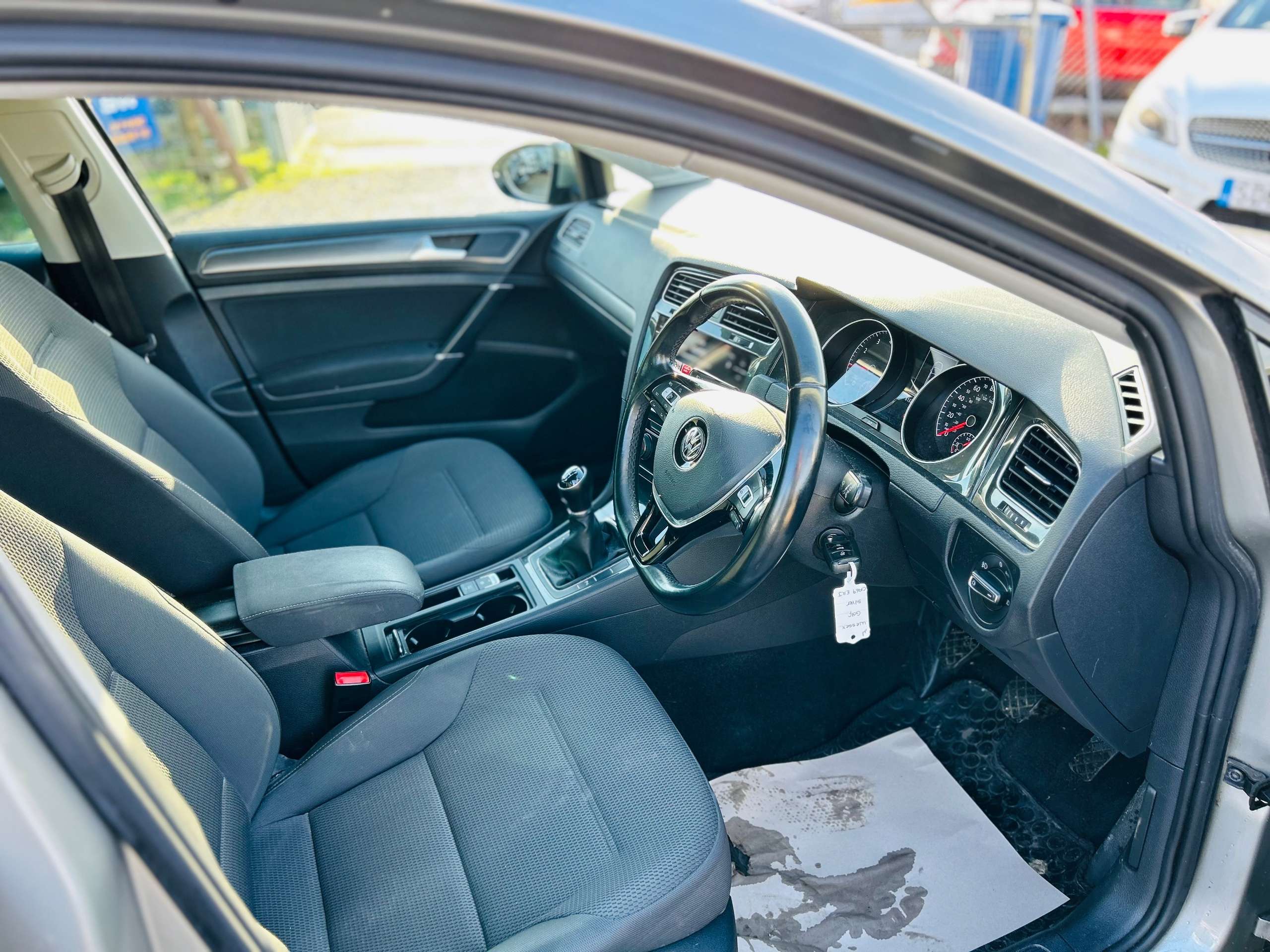 A 2019 VOLKSWAGEN GOLF 1.5 TSI EVO Match Hatchback 5dr Petrol Manual Euro 6 (s/s) (150 ps) A 2019 VOLKSWAGEN GOLF 1.5 TSI EVO Match Hatchback 5dr Petrol Manual Euro 6 (s/s) (150 ps)