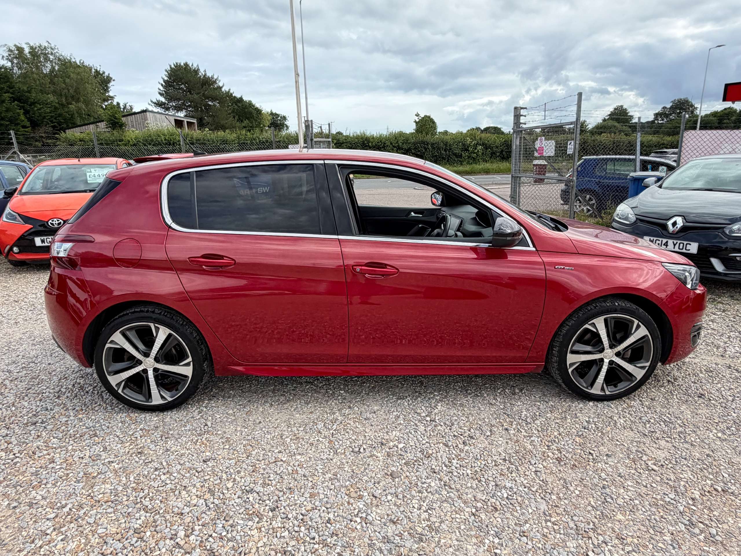 2017 PEUGEOT 308 2017 PEUGEOT 308