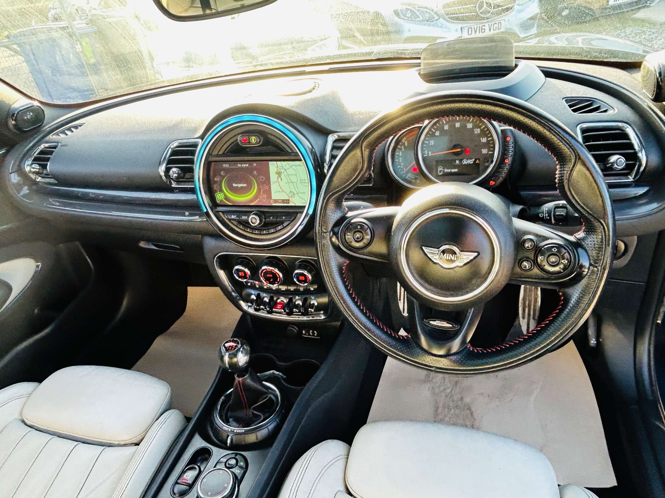 2016 MINI CLUBMAN 2016 MINI CLUBMAN